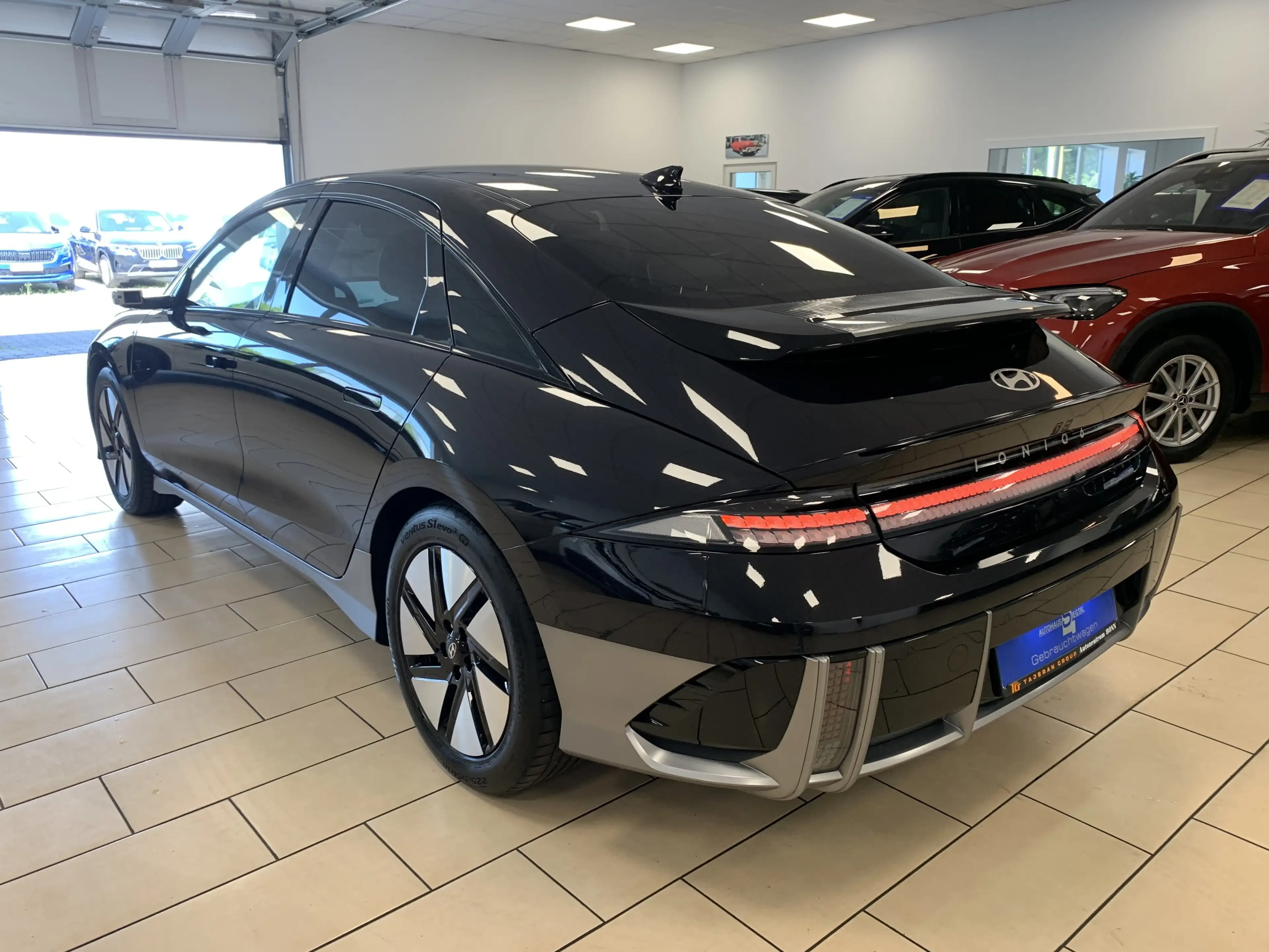 Hyundai IONIQ 6 Uniq*BOSE*Pano*ACC*360 Cam*CarPlay*Leder — photo 12