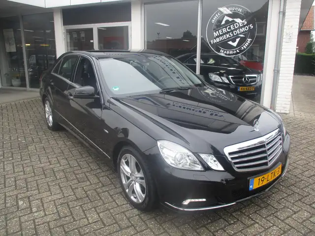 Mercedes-Benz E 200