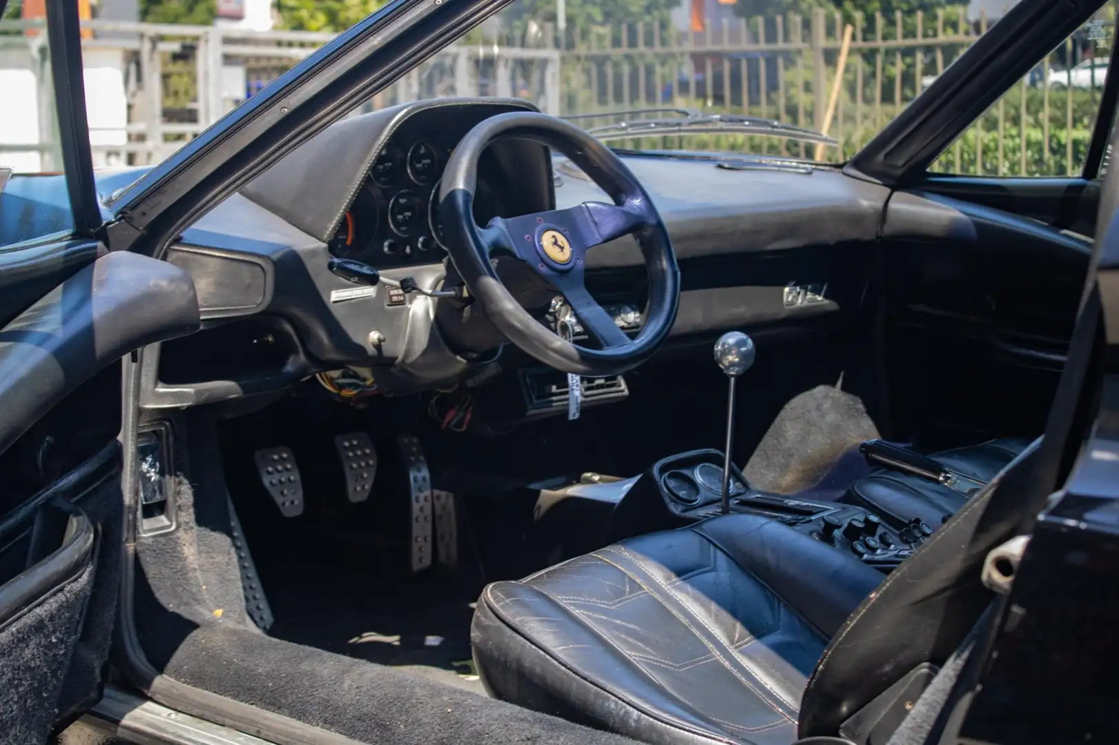 Ferrari 308 GT Spider Inj. Чорний - 2