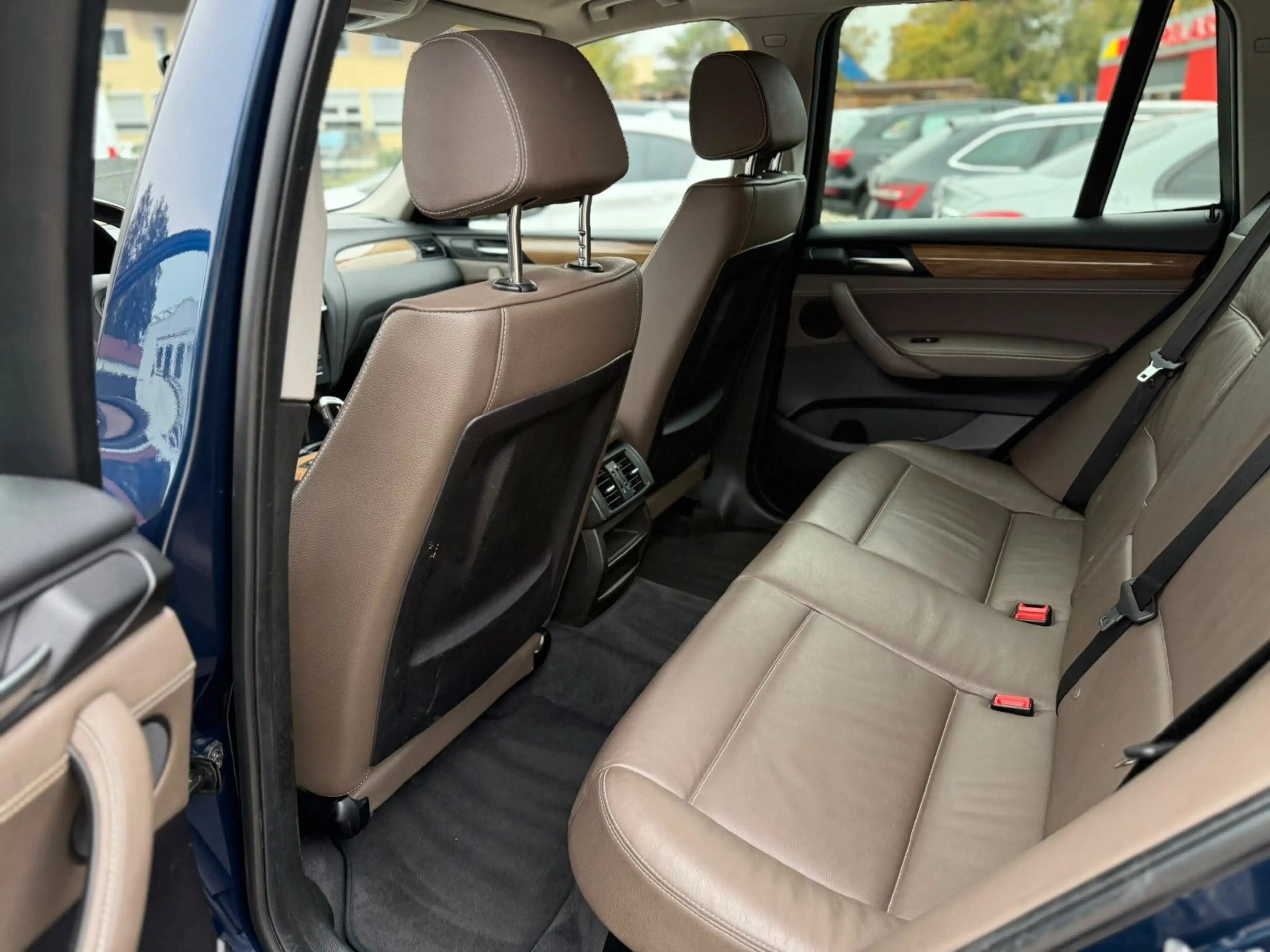 BMW X3 xDrive 20 i — photo 14