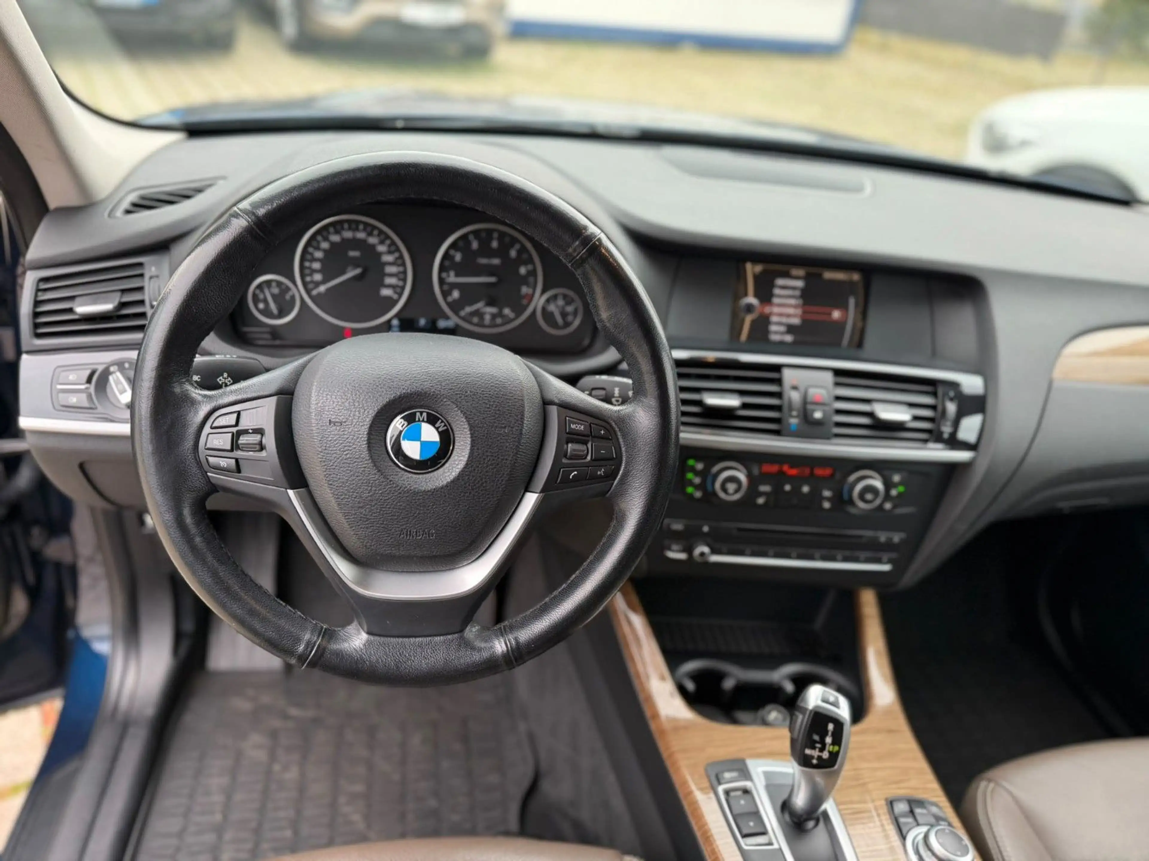 BMW X3 xDrive 20 i — photo 13