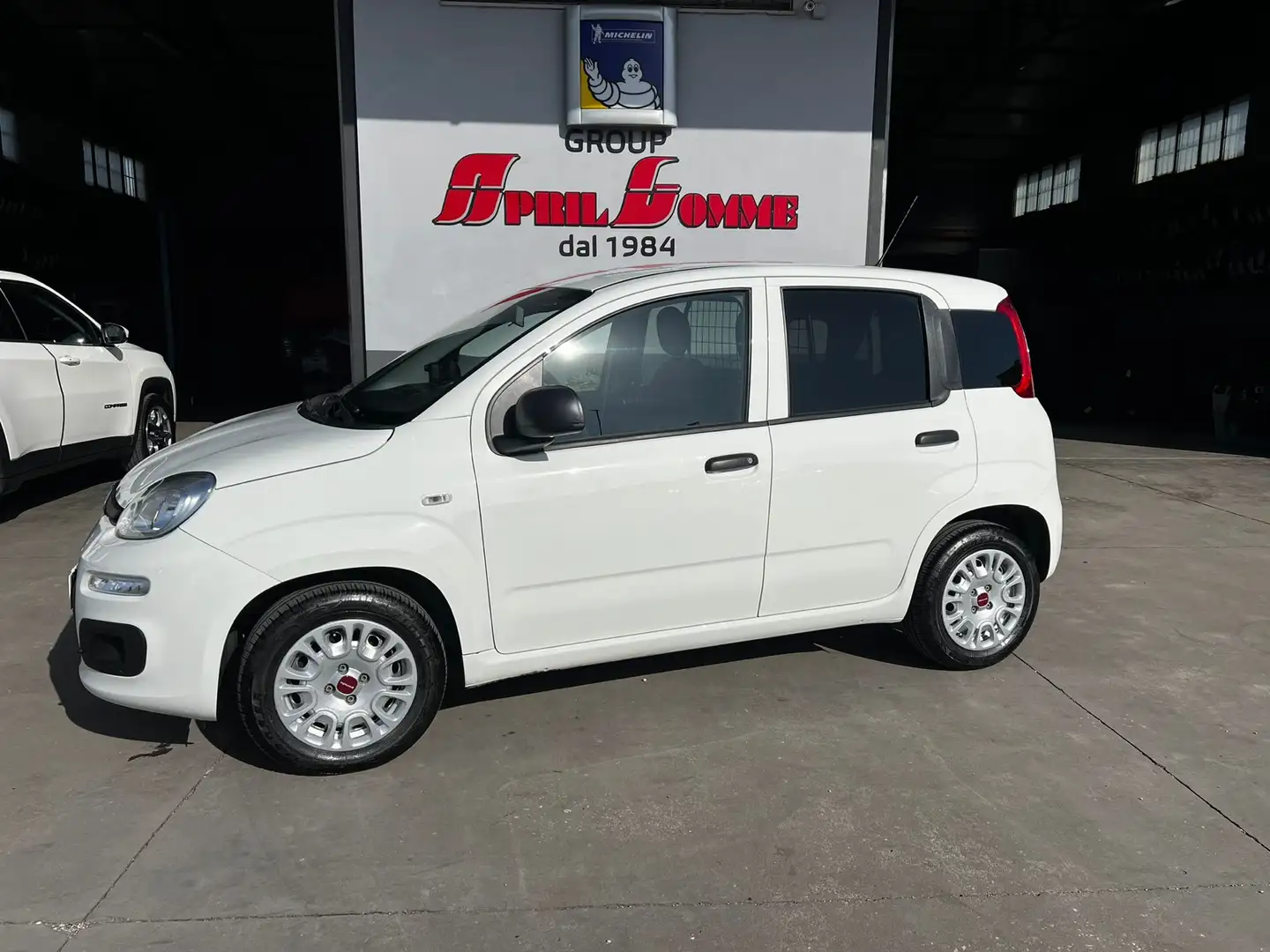 Fiat Panda 1.2 Lounge easypower Gpl 69cv Weiß - 2