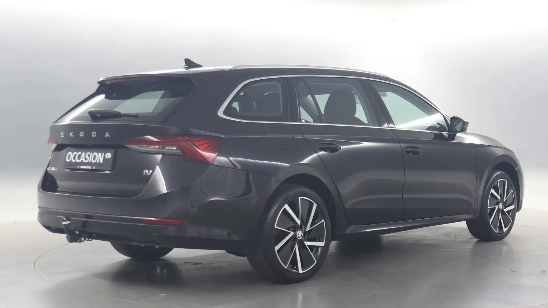 Skoda Octavia Combi 1.4 TSI iV 204pk PHEV Business Edition DSG / Zwart - 2