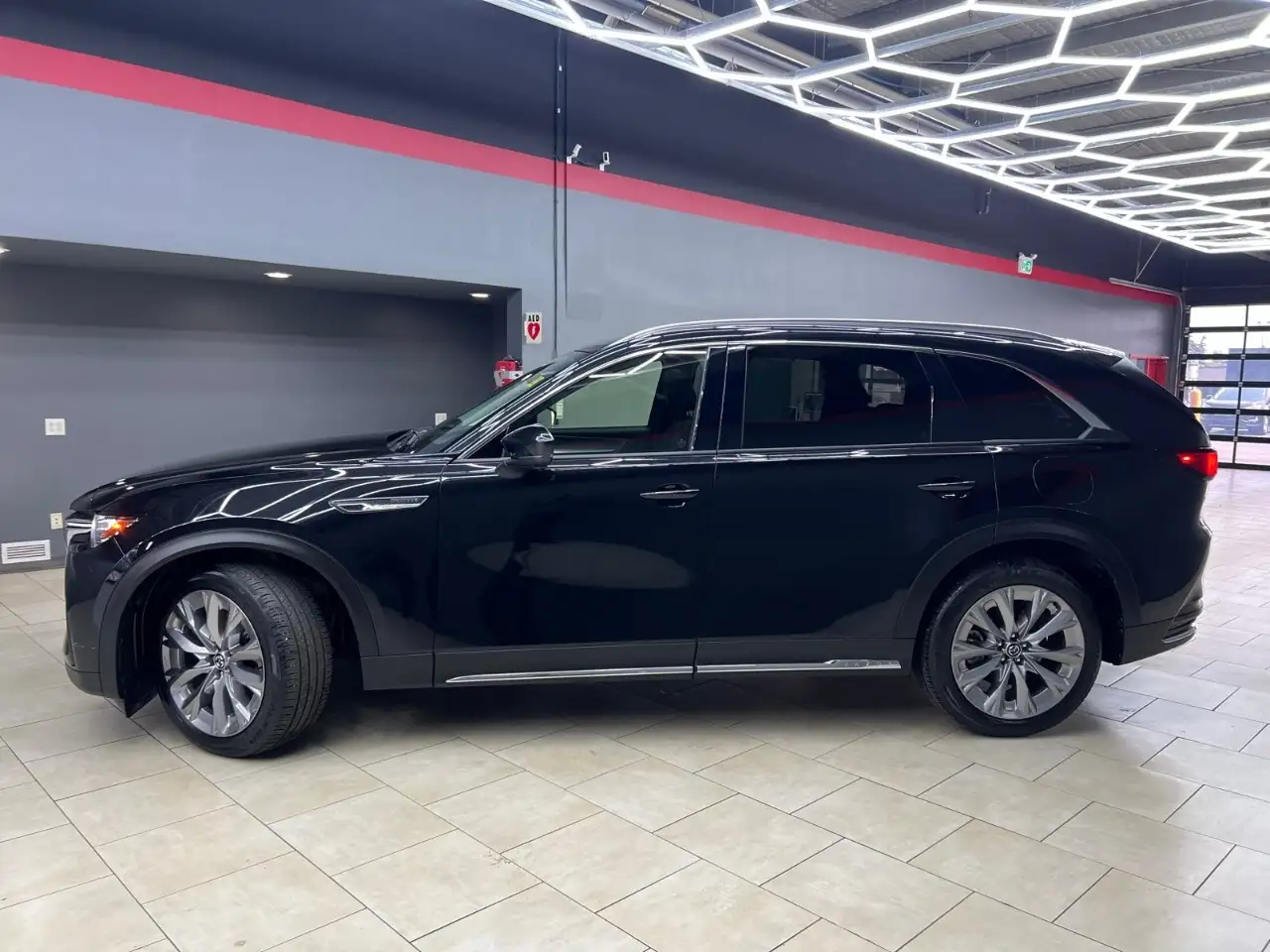 Mazda CX-90 MHEV снимка Mazda CX-90 MHEV