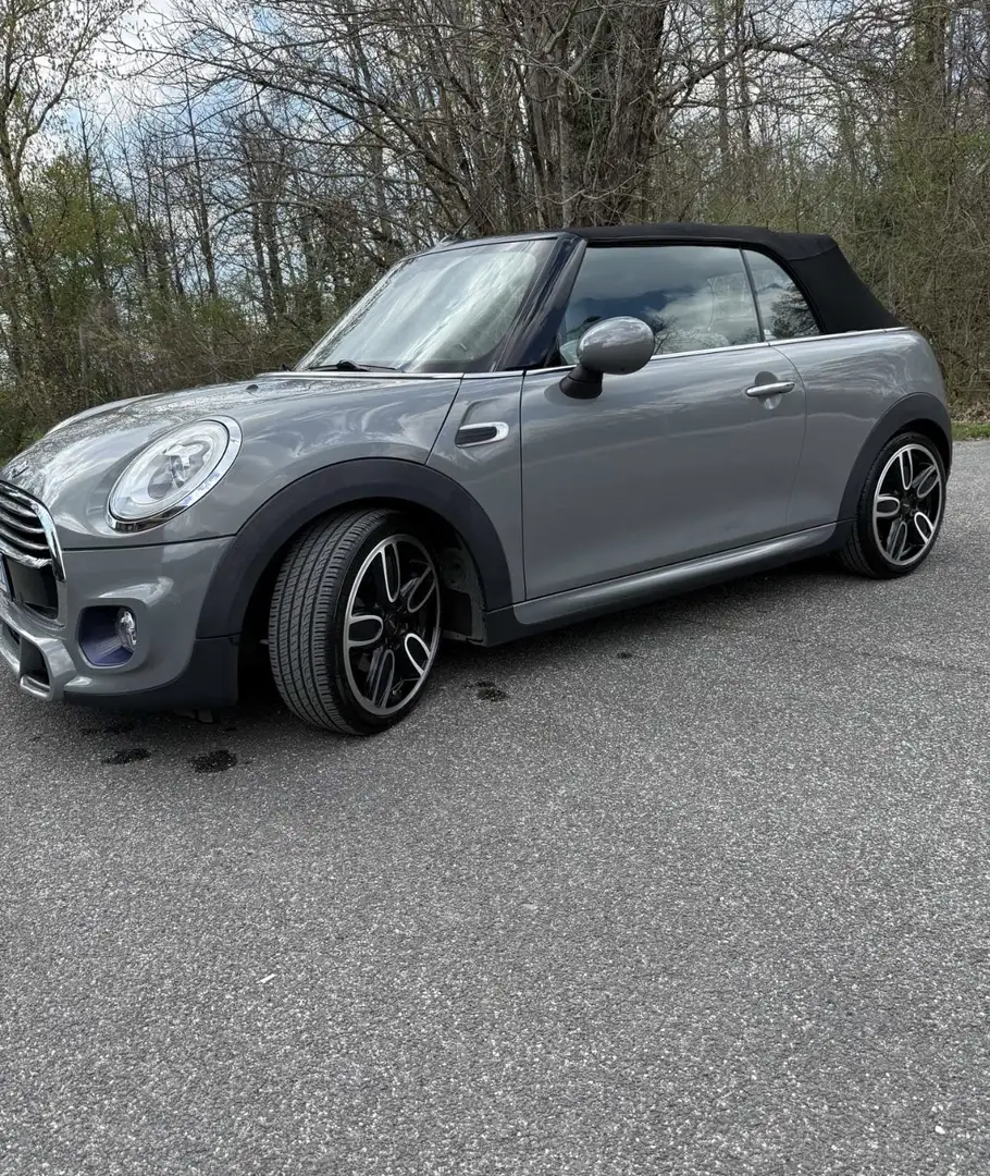 MINI Cooper Cabrio 1.5 Hype auto - 2