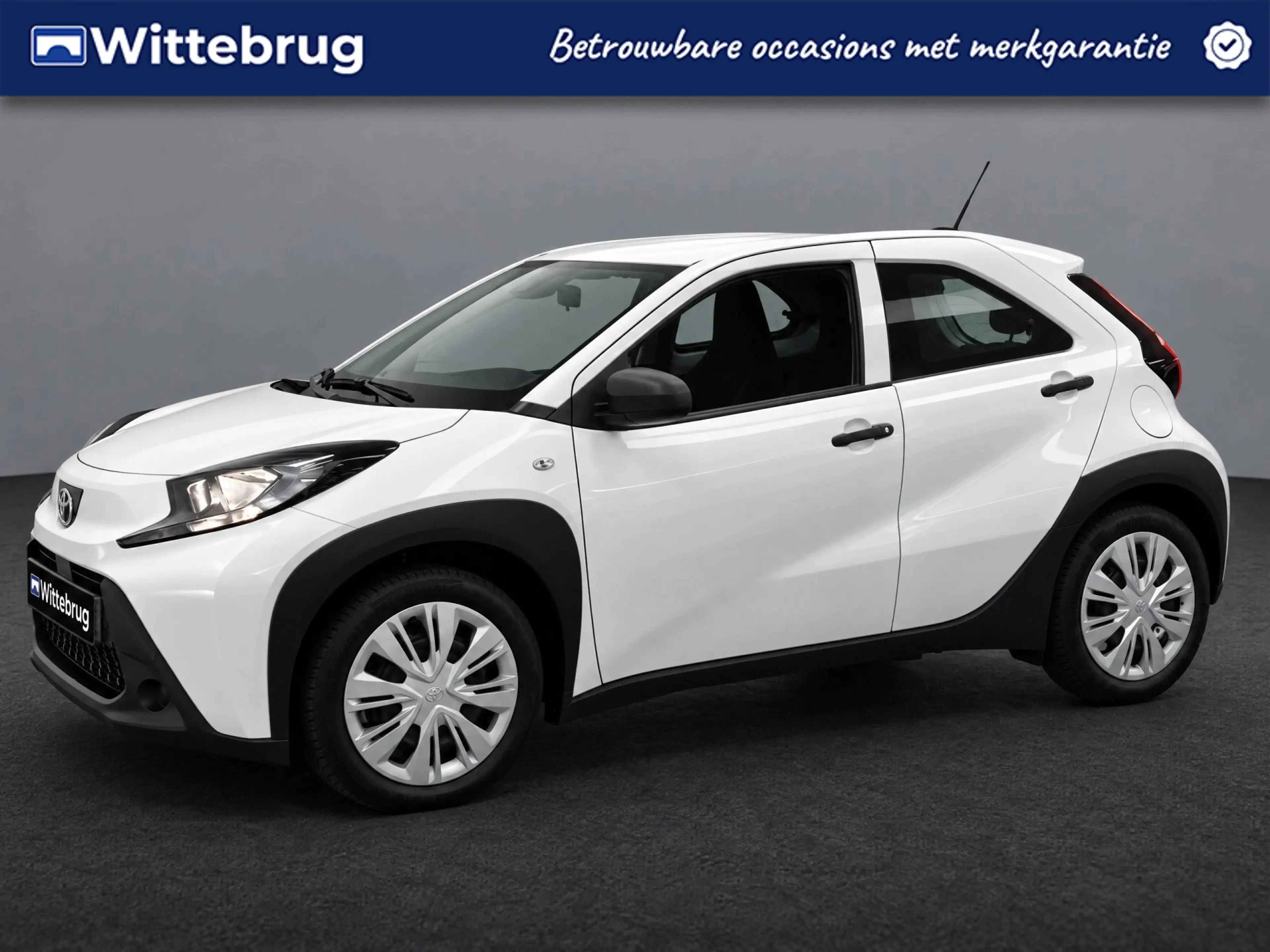 Toyota Aygo X 1.0 VVT-i MT APPLE CARPLAY / ANDROID AUTO | AIRCO