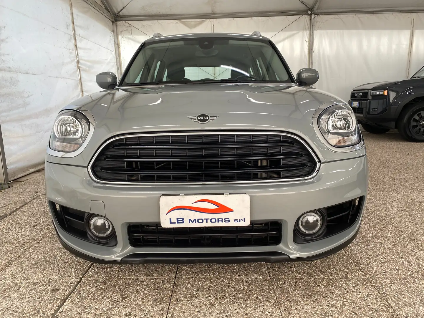 MINI Cooper Countryman Countryman 1.5 Business auto 7m Neopatentati Gris - 2