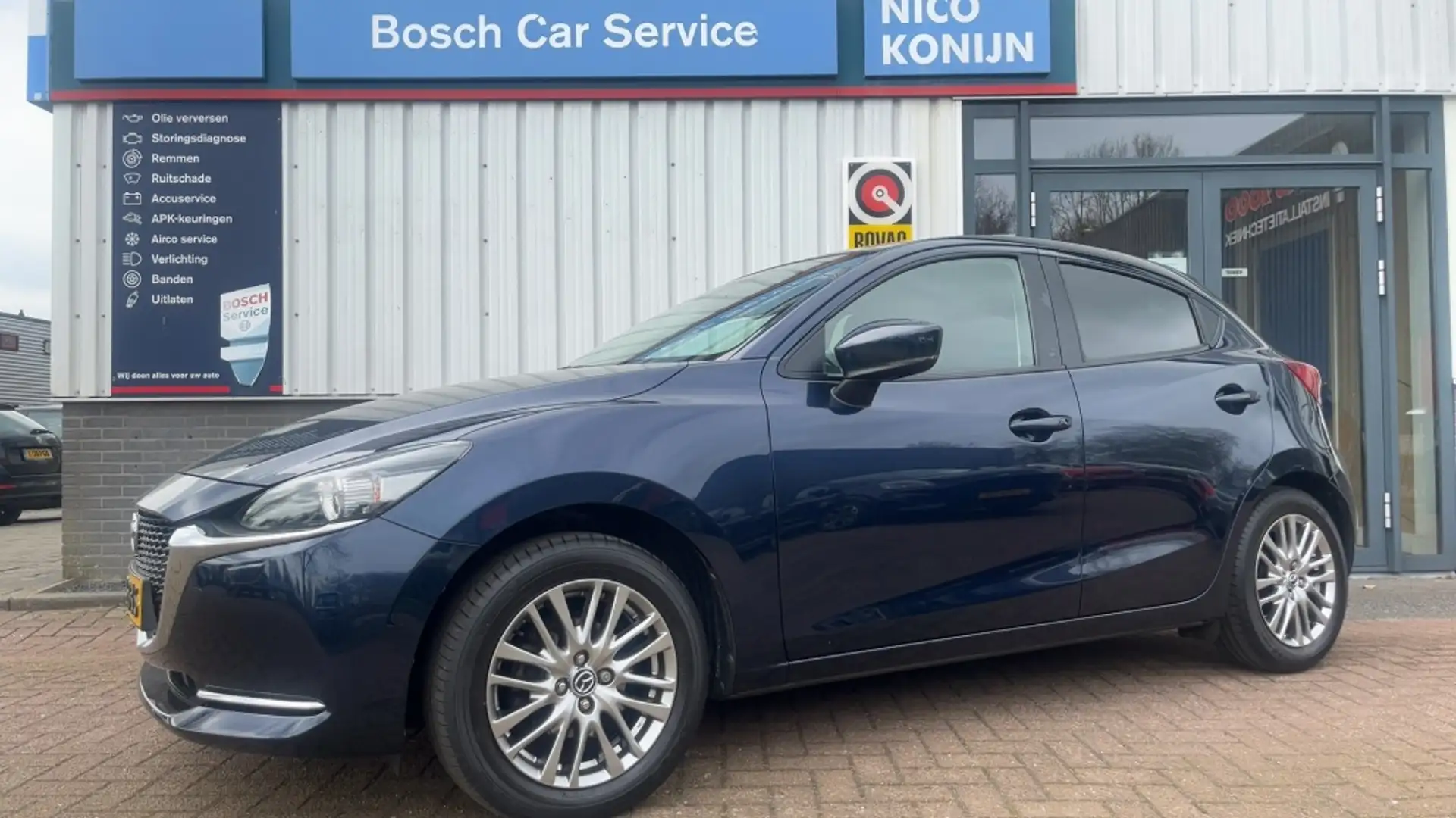 mazda 2