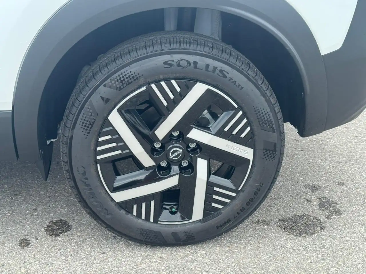 Nissan Kicks снимка Nissan Kicks