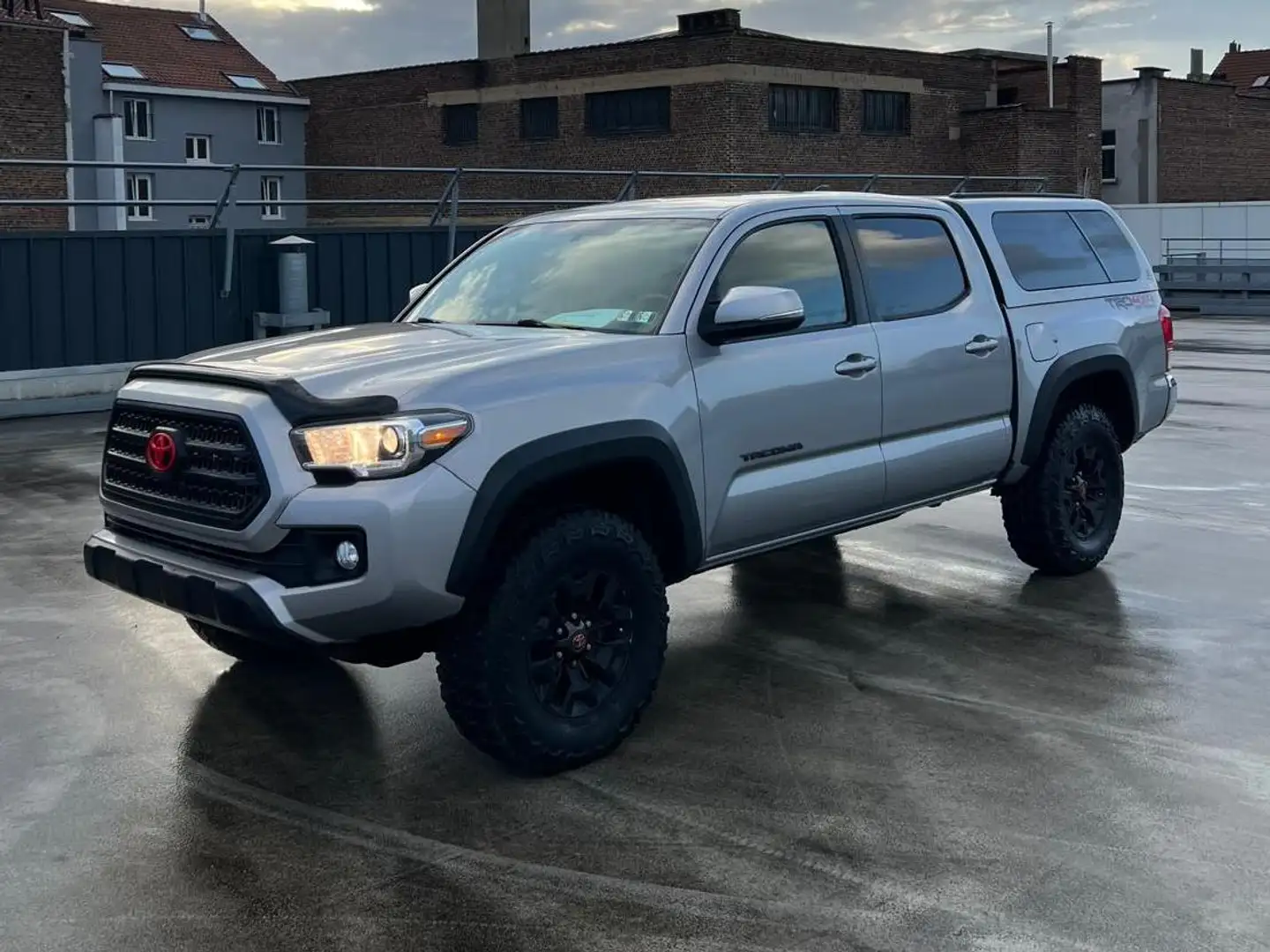 Toyota Tacoma ONLY FOR EXPORT OUT OF EUROPE Grau - 1