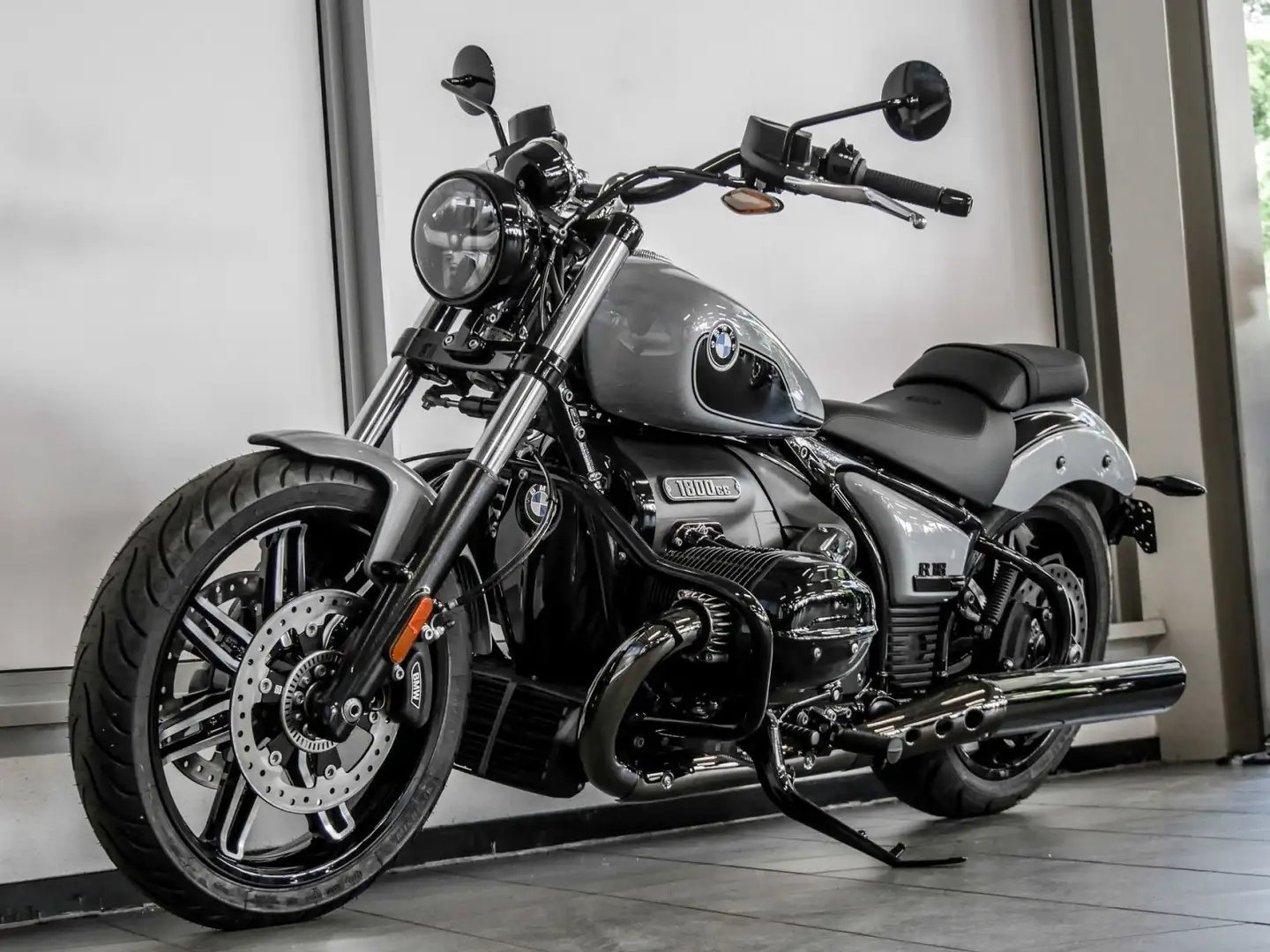 BMW R 18 LED Tempomat Adap. Kurvenlicht ABS Grau - 2