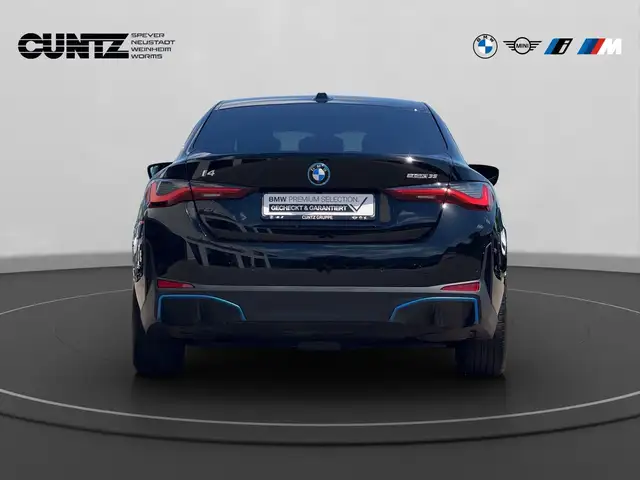 BMW I4 view 7