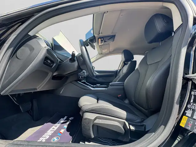 BMW I4 view 21