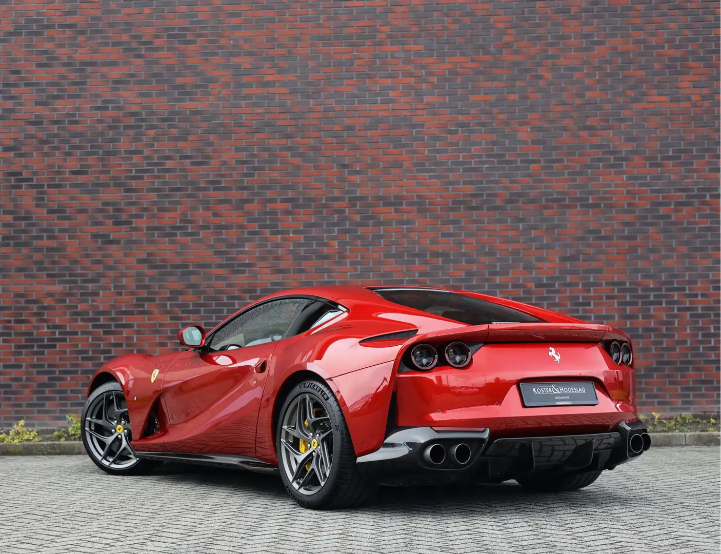 Ferrari 812 Superfast 6.5 V12 HELE | Rosso Fuoco - New Power - Rosso - 2