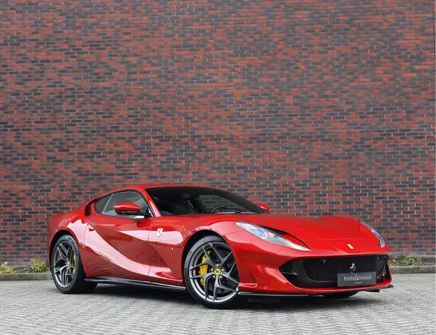 Ferrari 812 Superfast 6.5 V12 HELE | Rosso Fuoco - New Power -