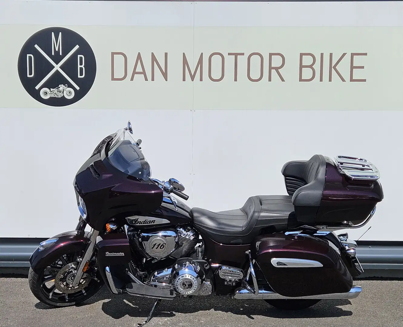 Indian Roadmaster Roşu - 1
