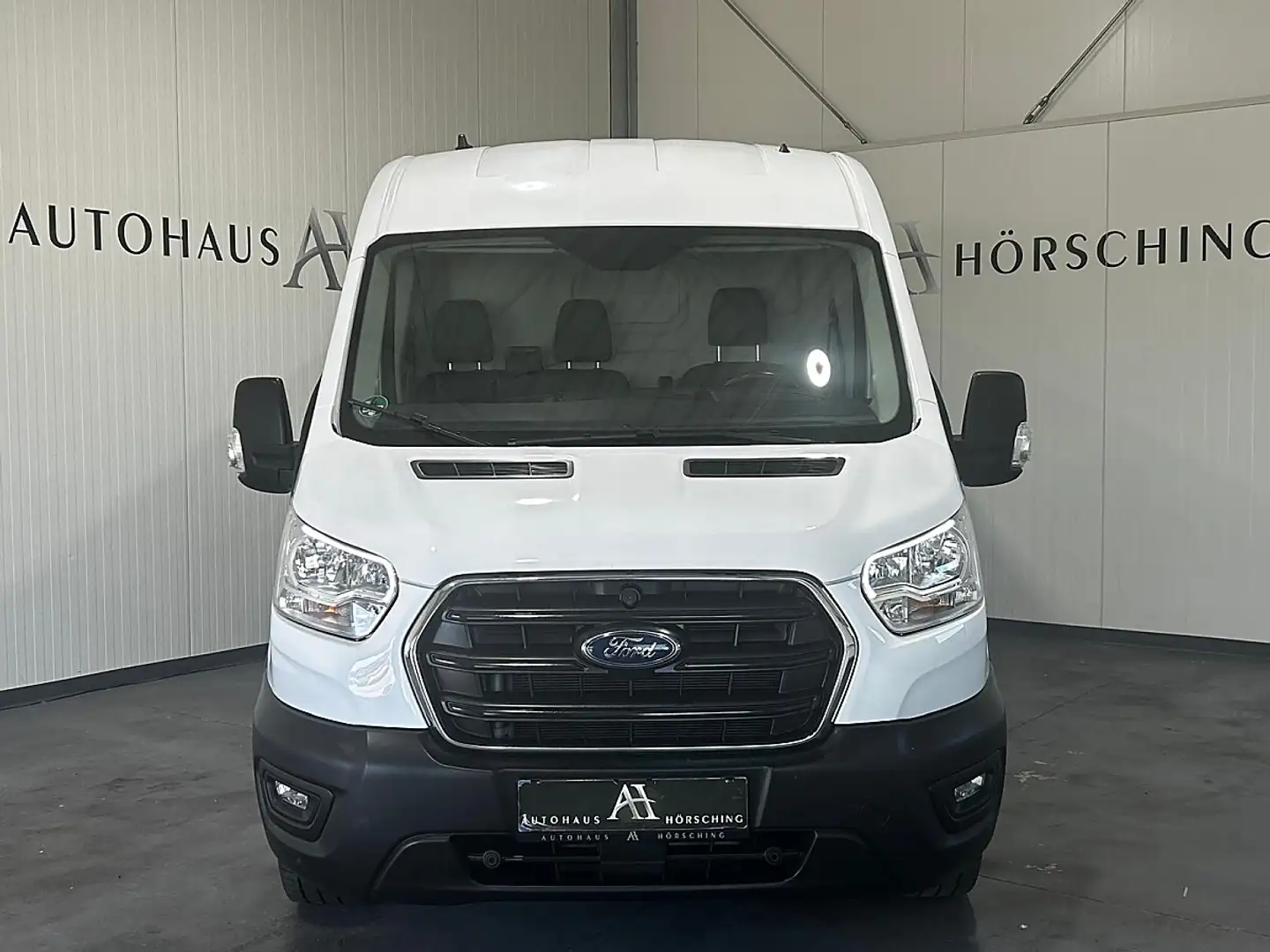 Ford Transit Kasten 2,0 EcoBlue L3H2 330 Trend Weiß - 2