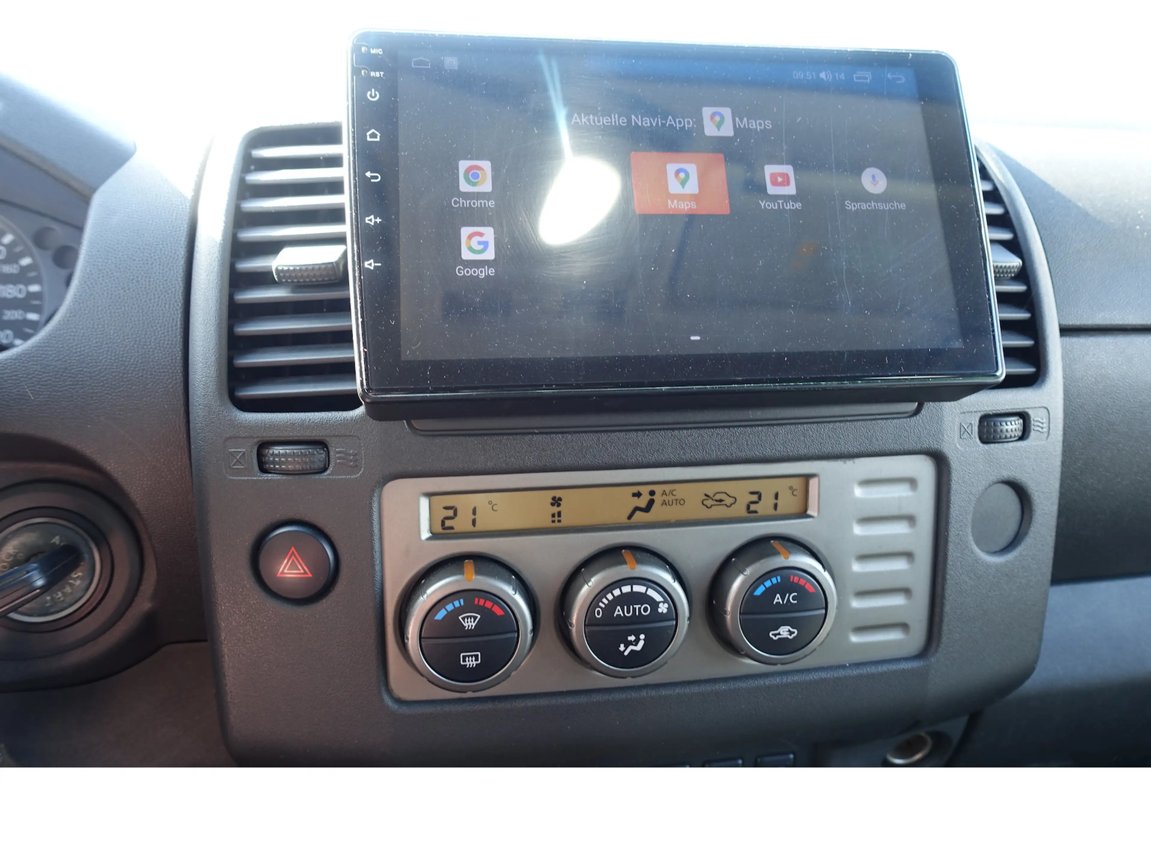 Nissan Navara King Cab SE 4X4 Navi AHK Sitzheizung — photo 13