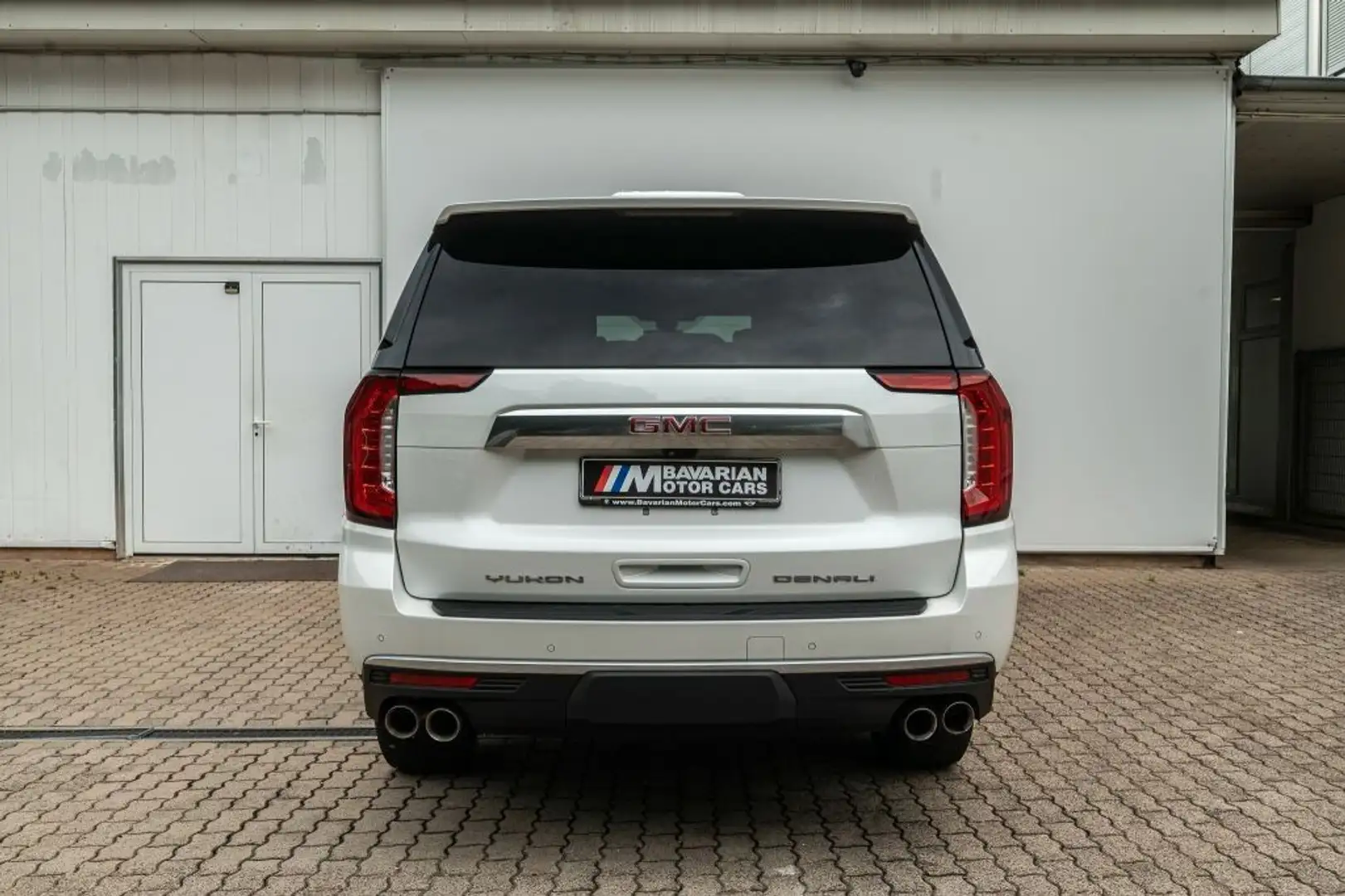 GMC Yukon Alb - 2