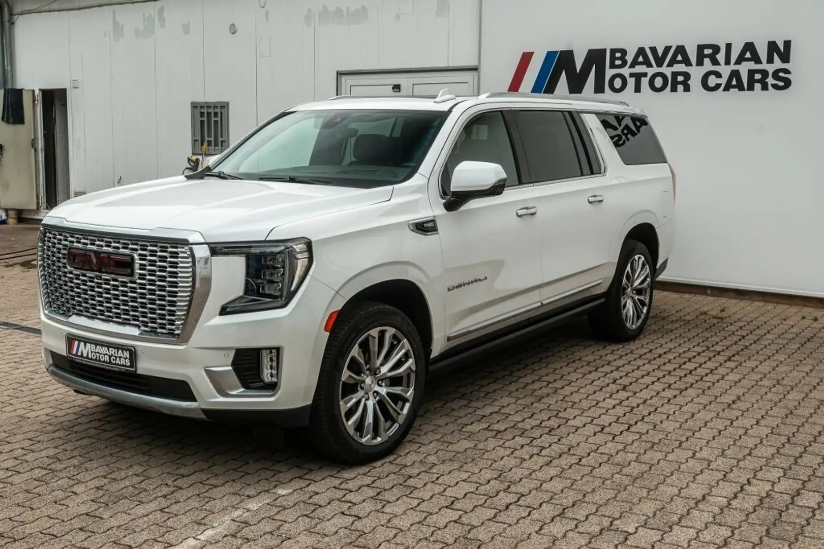 GMC Yukon Alb - 1