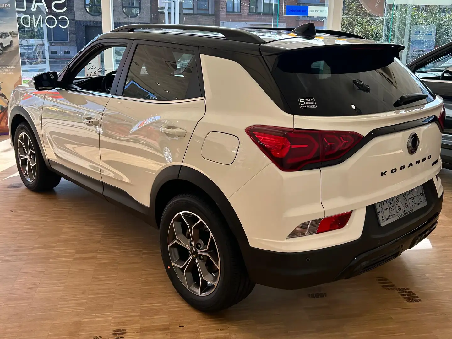 KGM Korando Platinum Blanc - 2