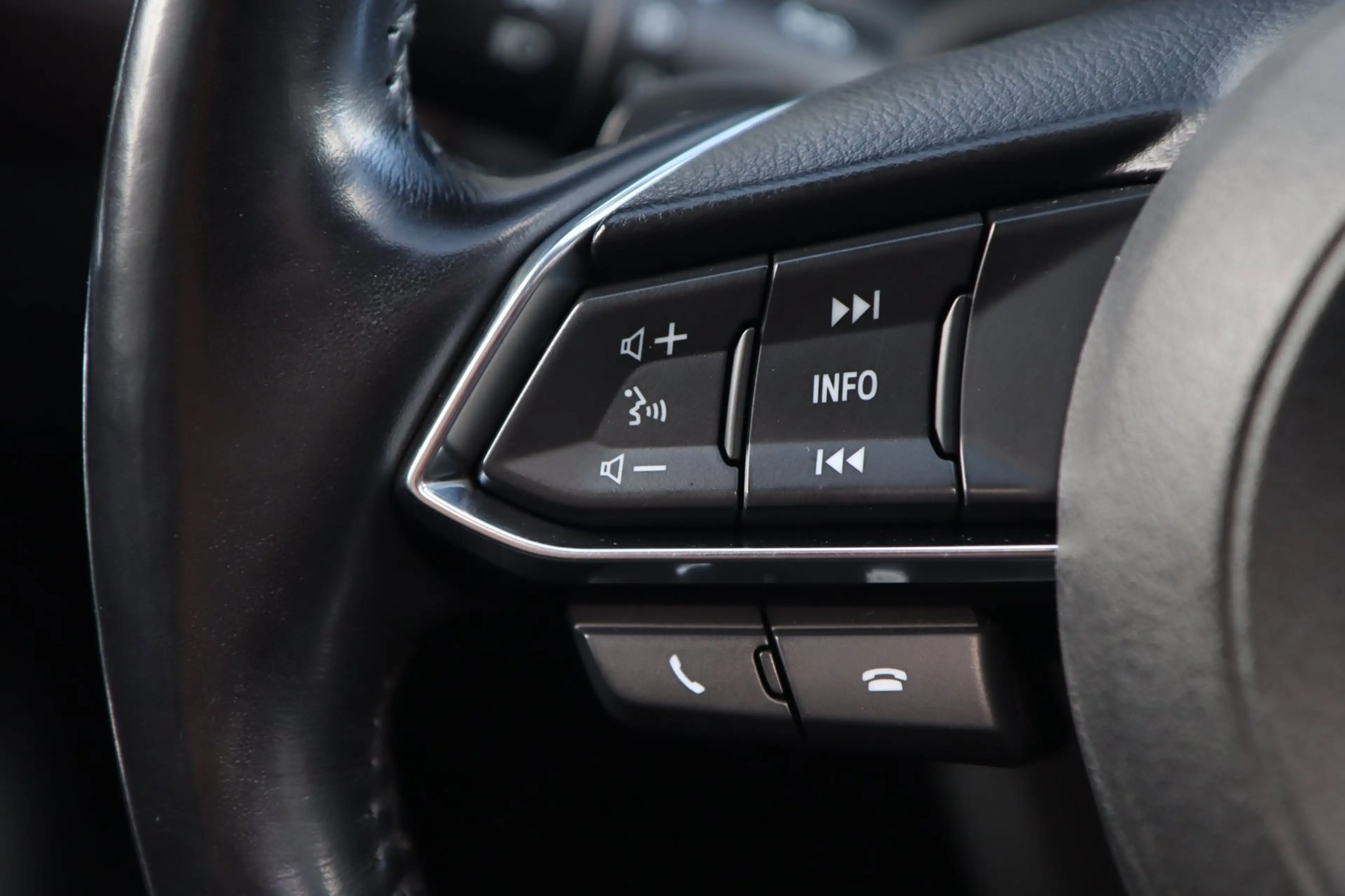 Mazda 6 Sportbreak 2.5 SkyActiv-G 194 / SCHUIFDAK / MEMORY — photo 17