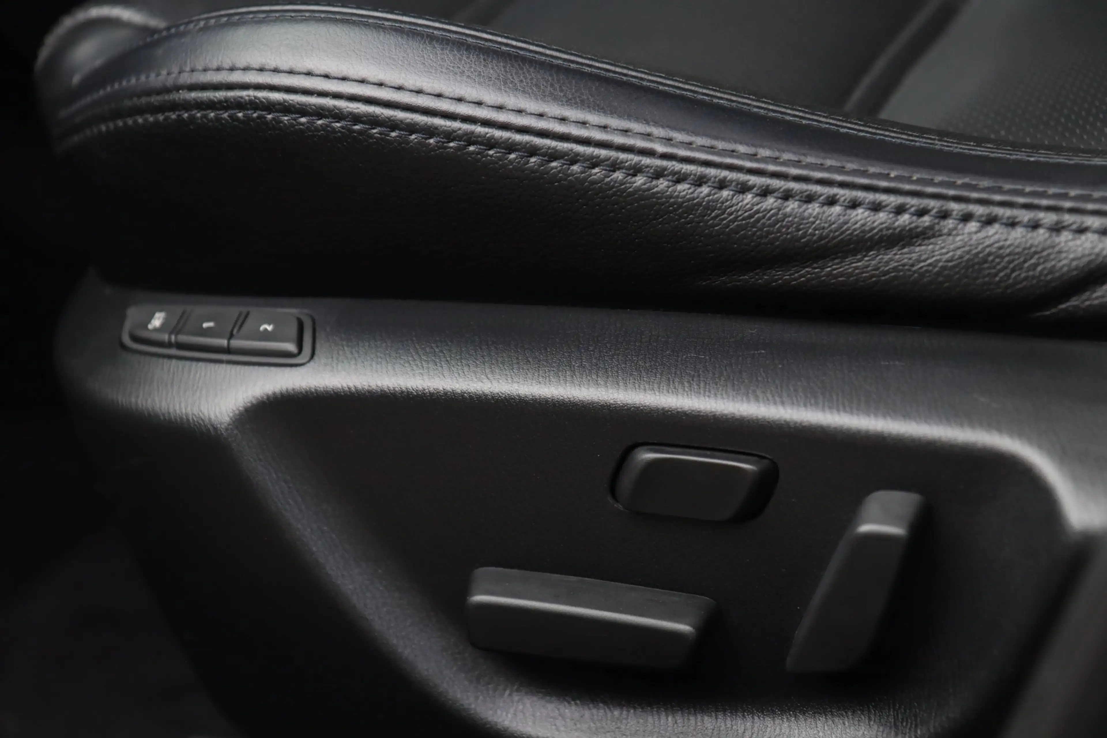 Mazda 6 Sportbreak 2.5 SkyActiv-G 194 / SCHUIFDAK / MEMORY — photo 11