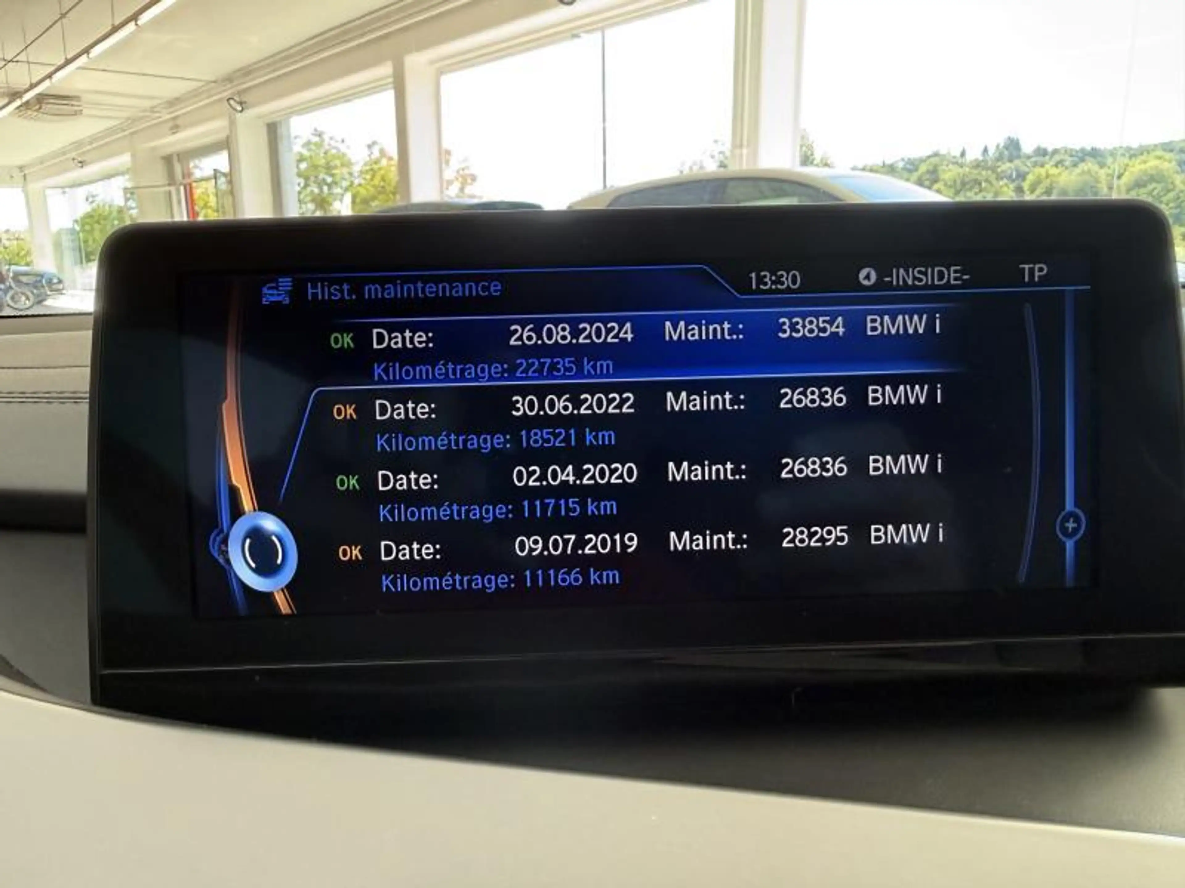 BMW i8 Vente Privée — photo 12