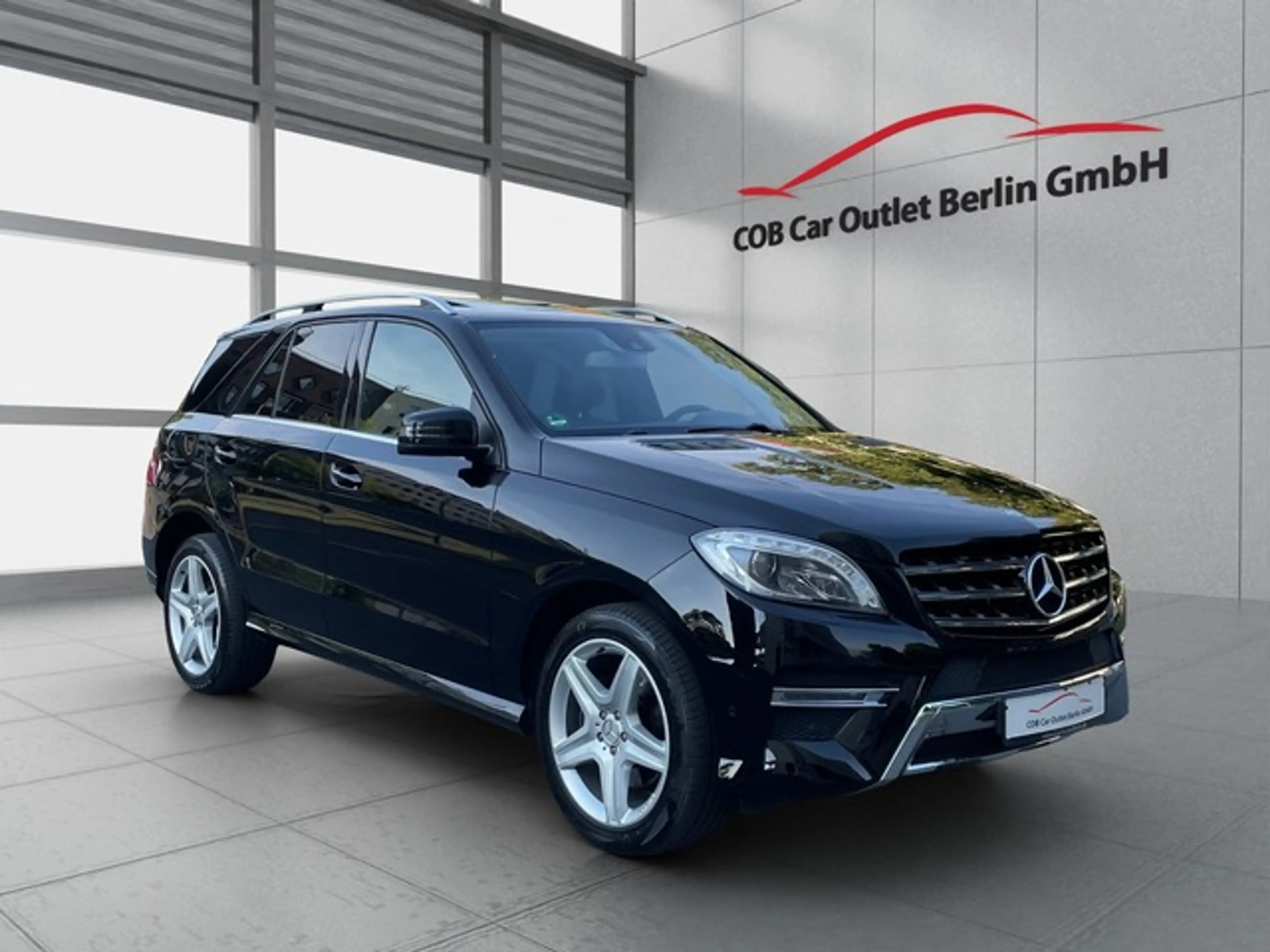 Mercedes-Benz ML 350 D 4Matic AMG 20 Zoll AHK SD Harman Kardon — photo 3