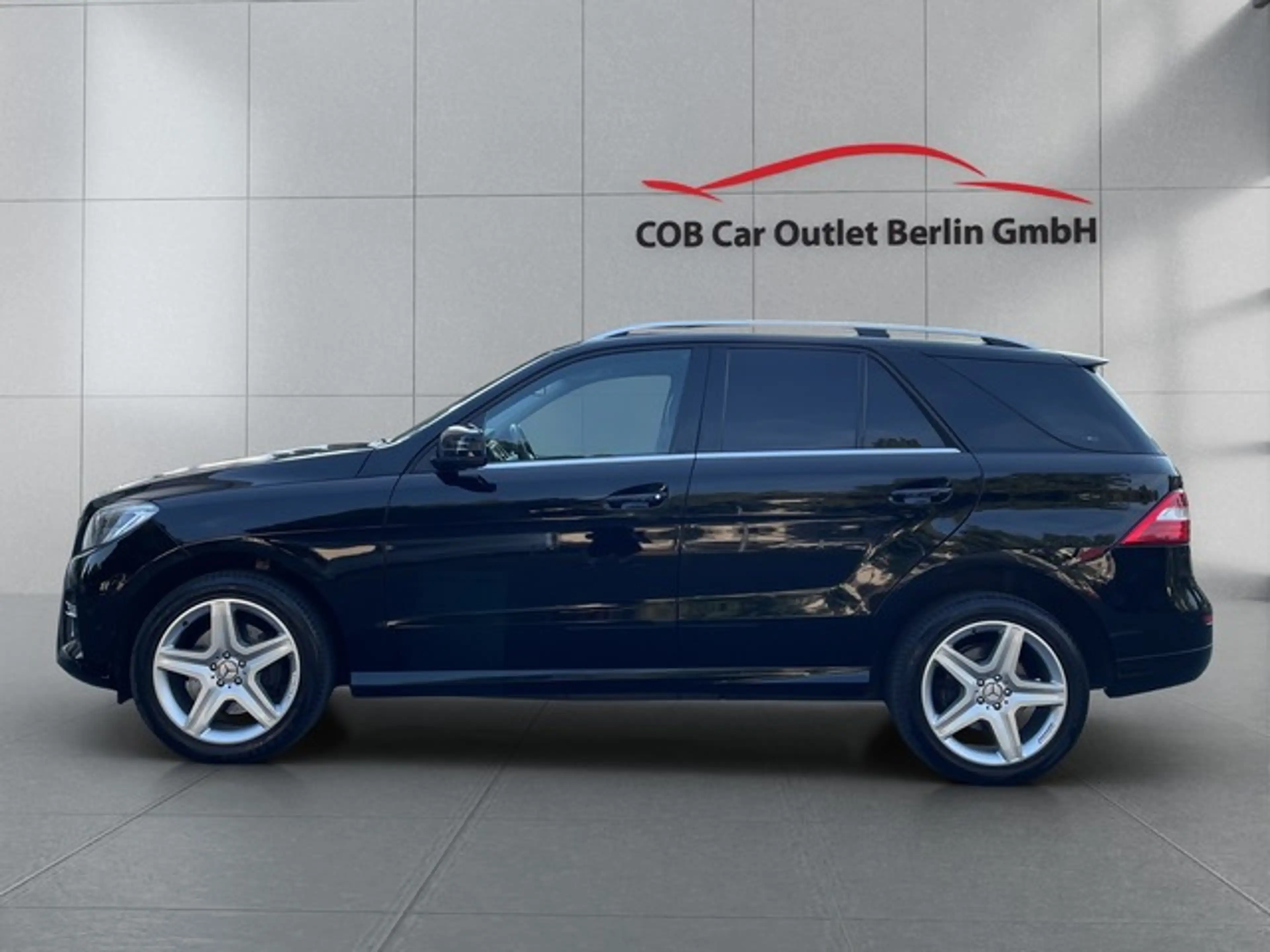 Mercedes-Benz ML 350 D 4Matic AMG 20 Zoll AHK SD Harman Kardon — photo 12