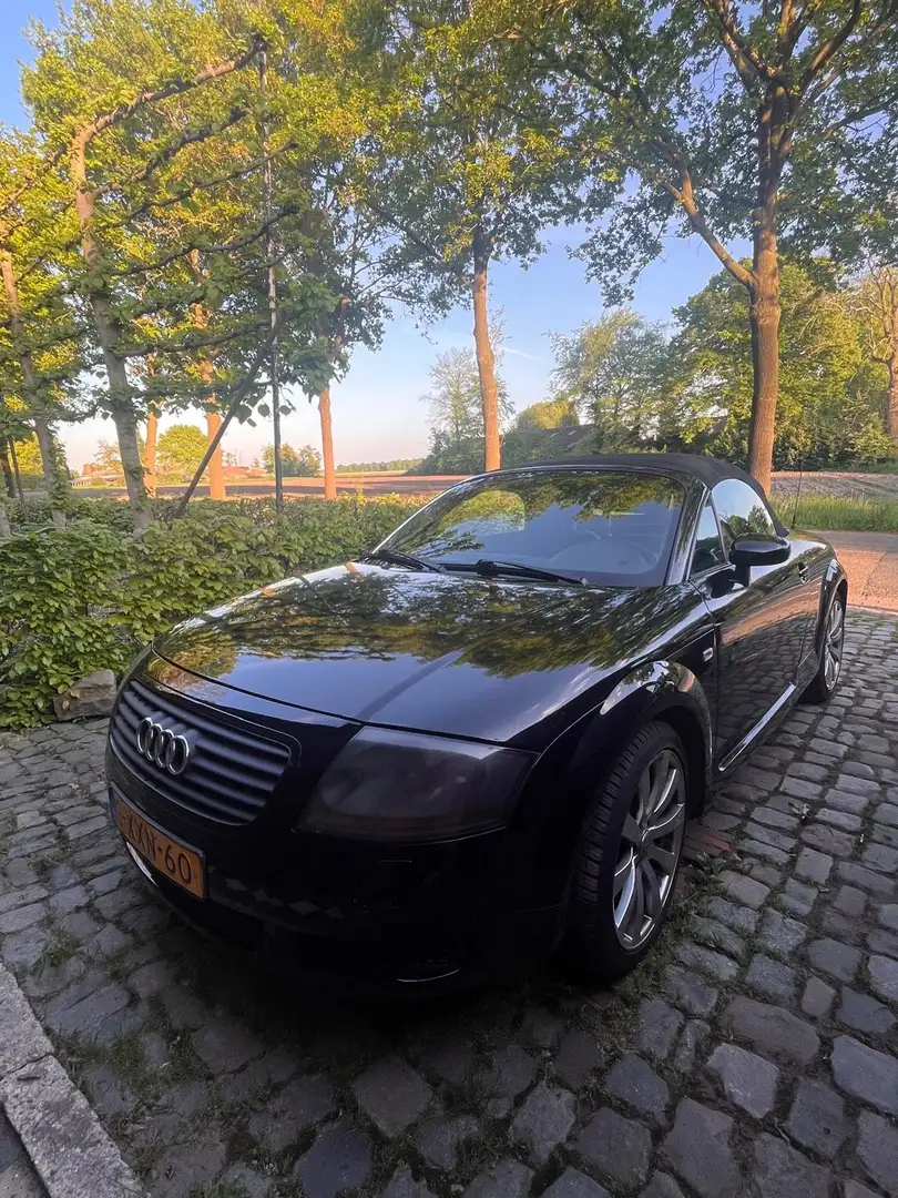 Audi TT 1.8 5V Turbo Zwart - 1