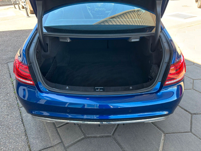 Mercedes-Benz E 350 d Coupe *1.Hand/Navi/LED/AMG* — photo 13