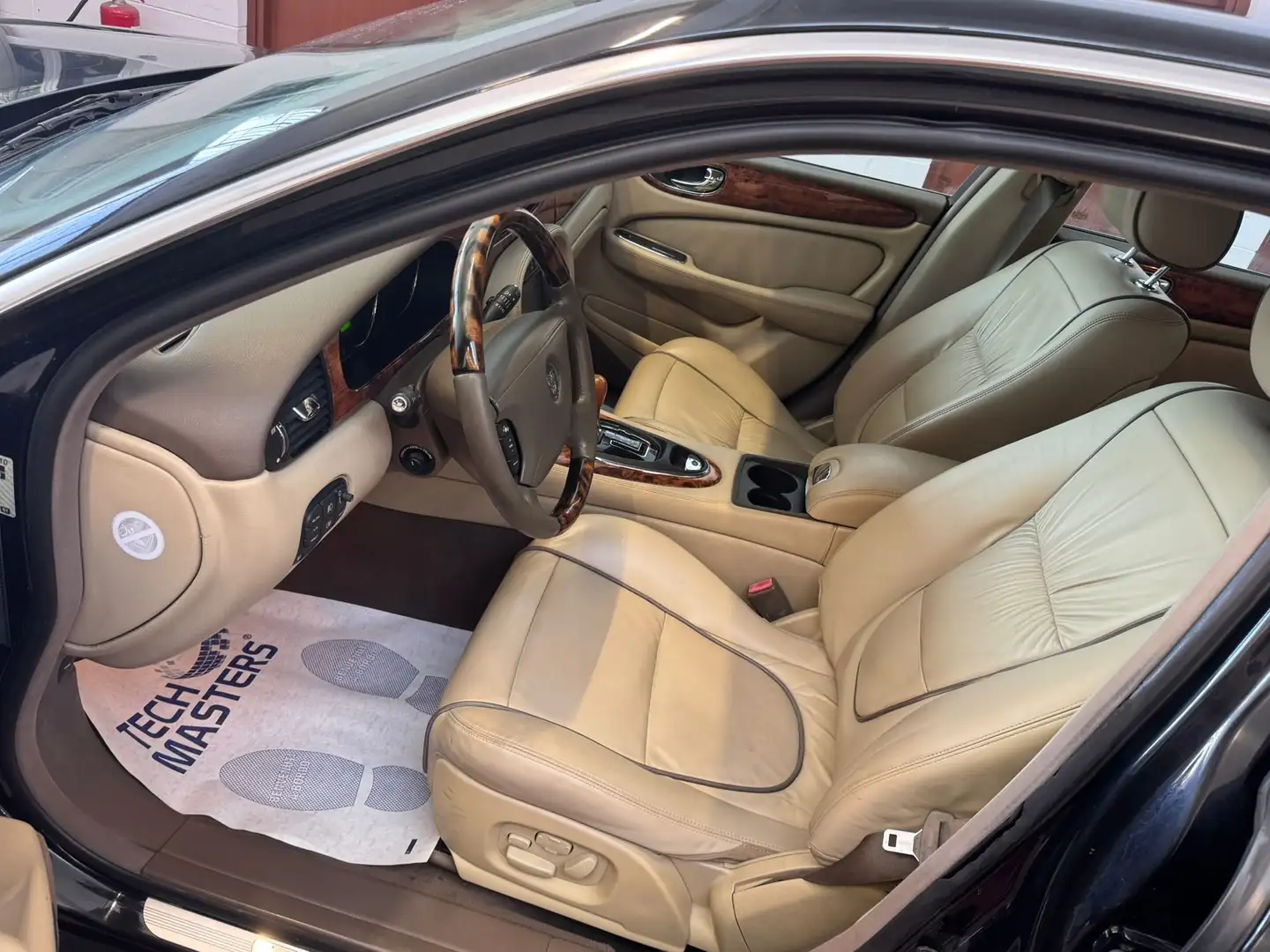 Jaguar XJ XJ VII-VIII 2003 4.2 V8 Sovereign - 2