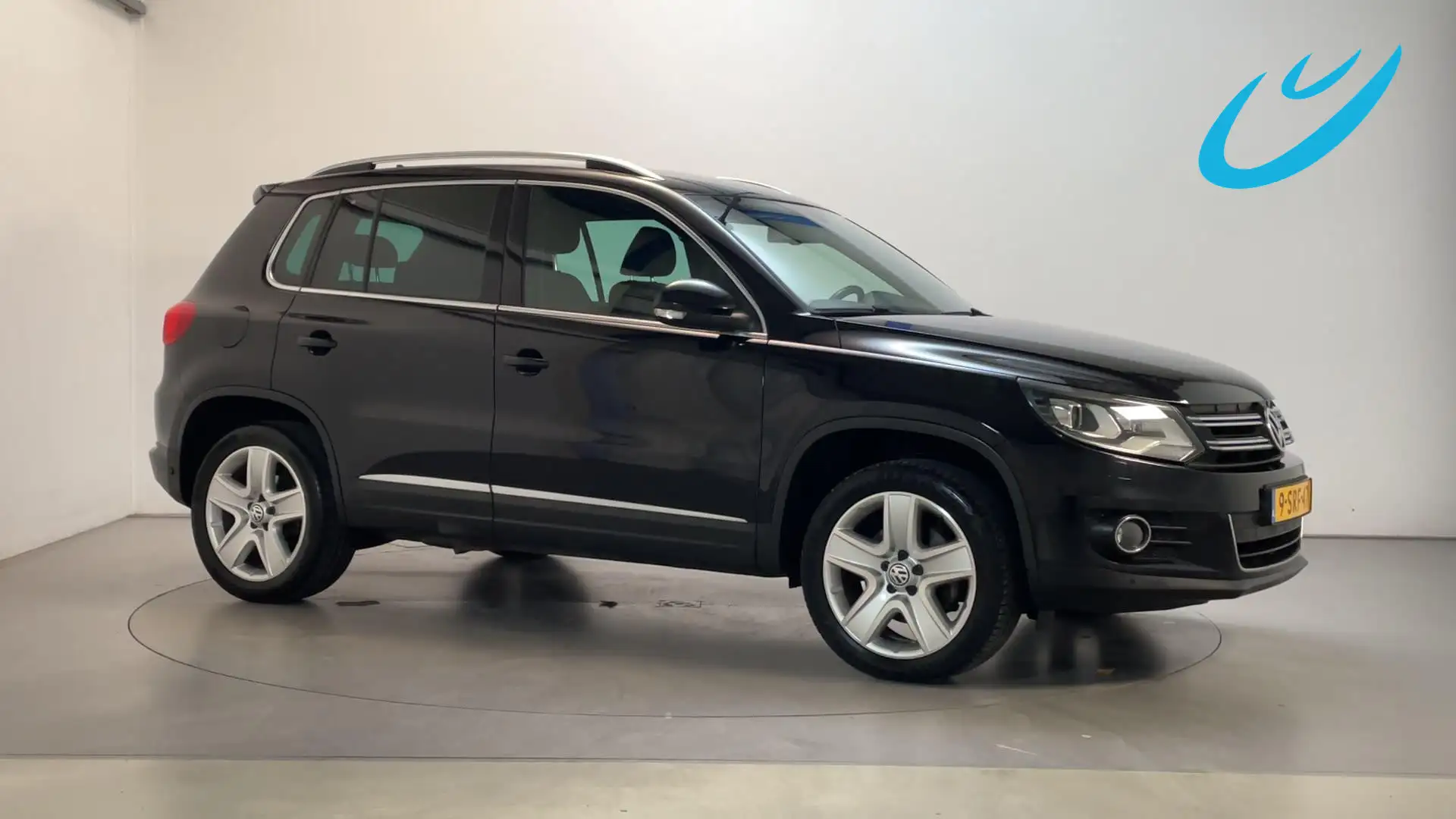 Volkswagen Tiguan 1.4 TSI Sport&Style Alcantara Navigatie Parkeersen Noir - 1