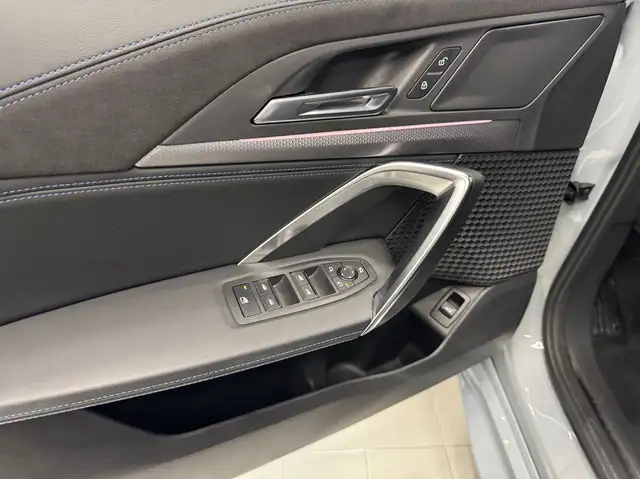 BMW X2 view 10