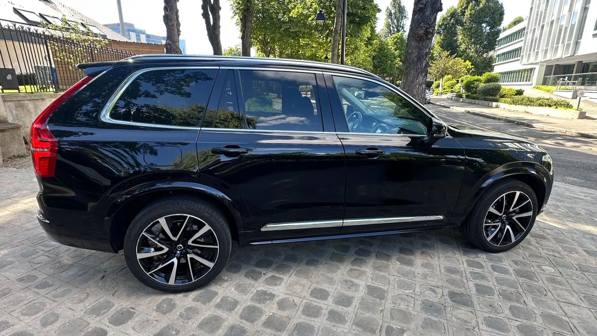 Volvo XC90 - 1