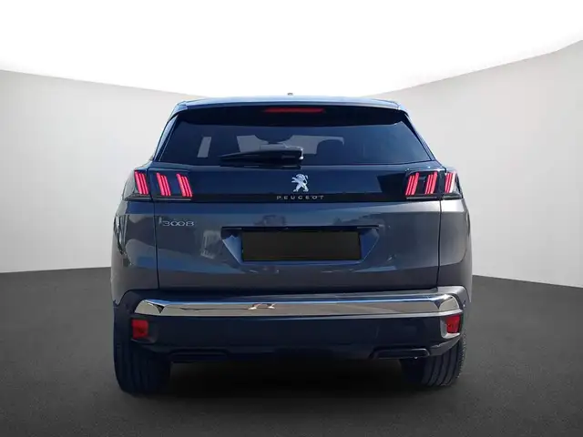 Peugeot 3008 view 3