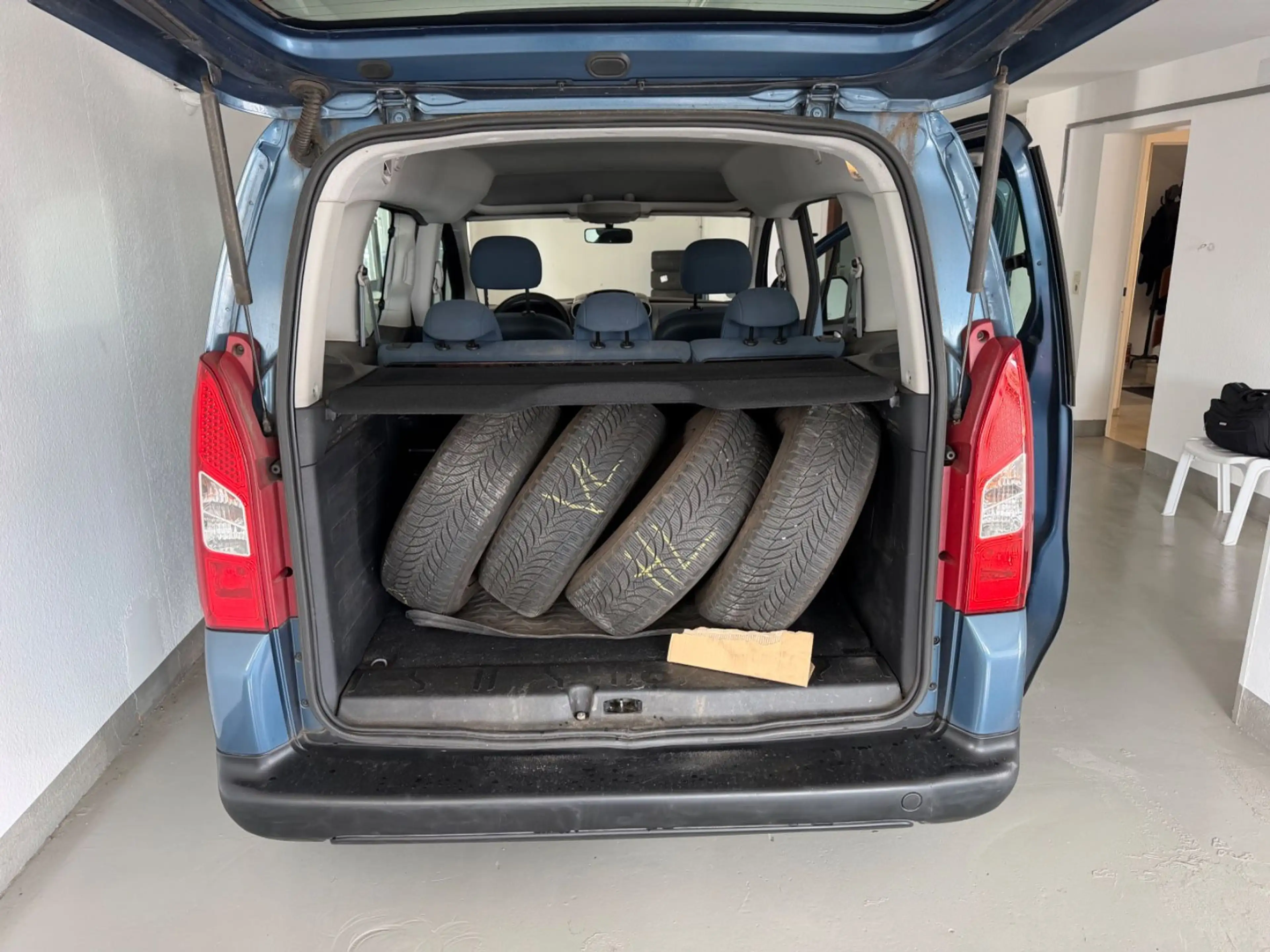 Citroen Berlingo Kombi Multispace 1.6 HDI Klima — photo 13
