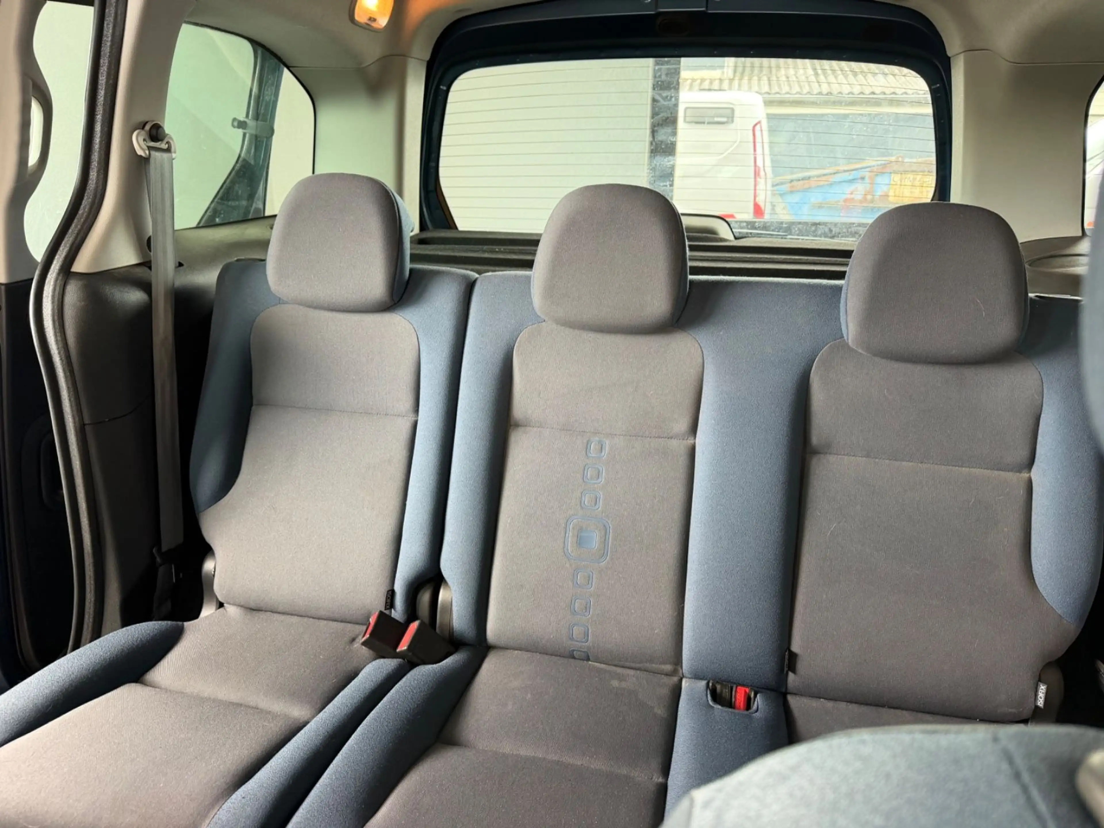 Citroen Berlingo Kombi Multispace 1.6 HDI Klima — photo 4