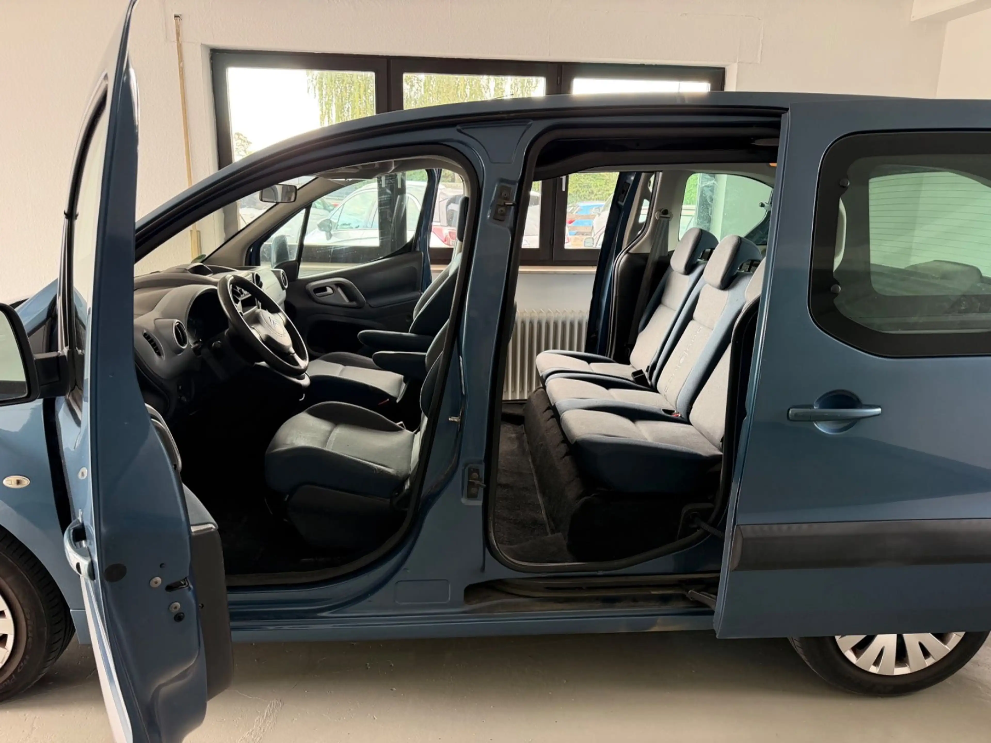 Citroen Berlingo Kombi Multispace 1.6 HDI Klima — photo 12