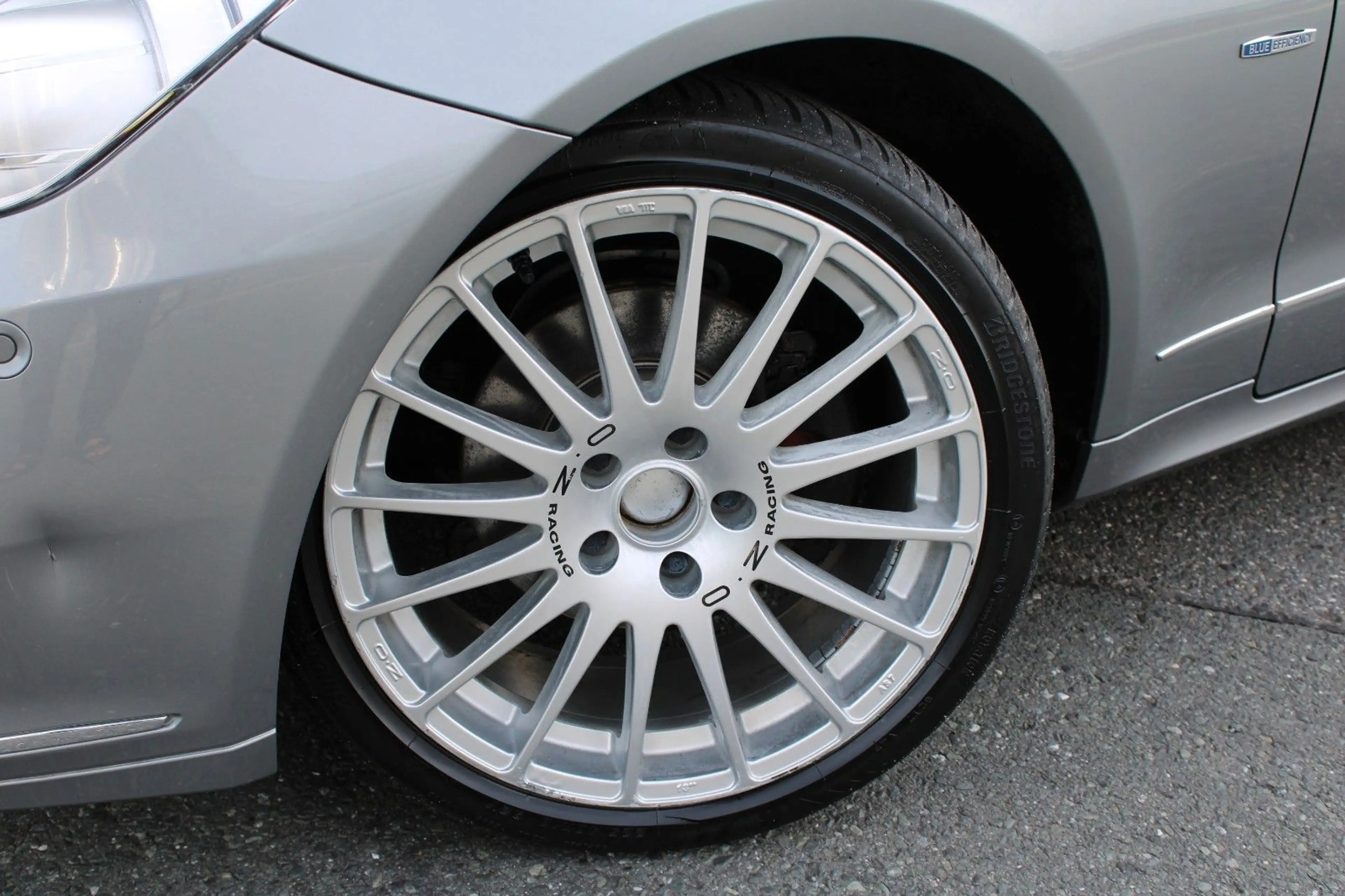 Mercedes-Benz E 250 E250 Coupe CGI Xenon PDC Sitzhzg. Tempo 18"Alu — photo 11