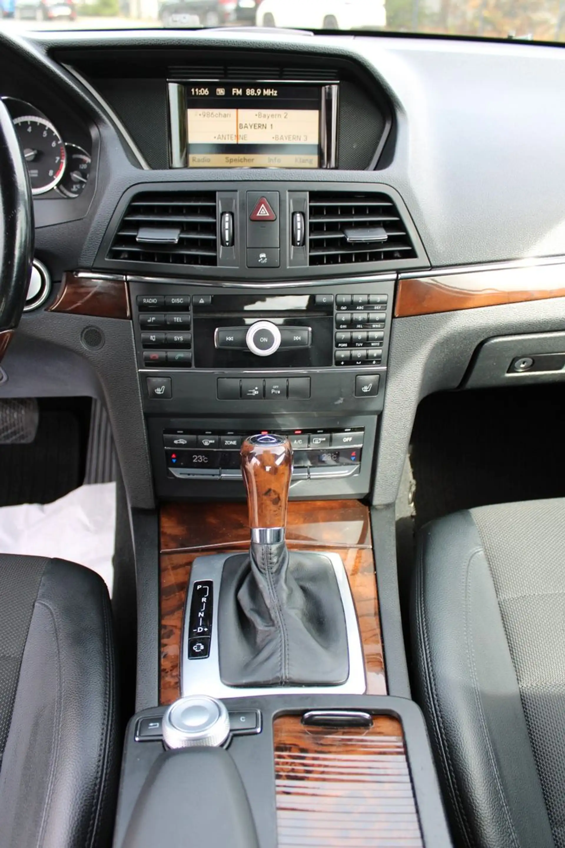 Mercedes-Benz E 250 E250 Coupe CGI Xenon PDC Sitzhzg. Tempo 18"Alu — photo 15