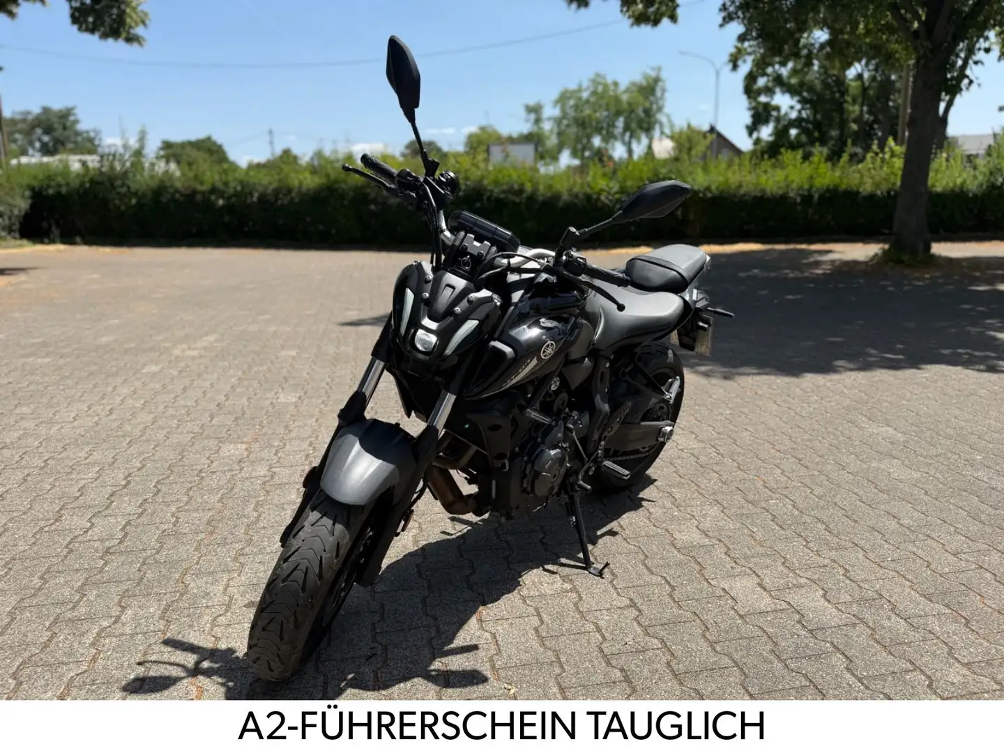Yamaha MT-07 Pure Schwarz - 1
