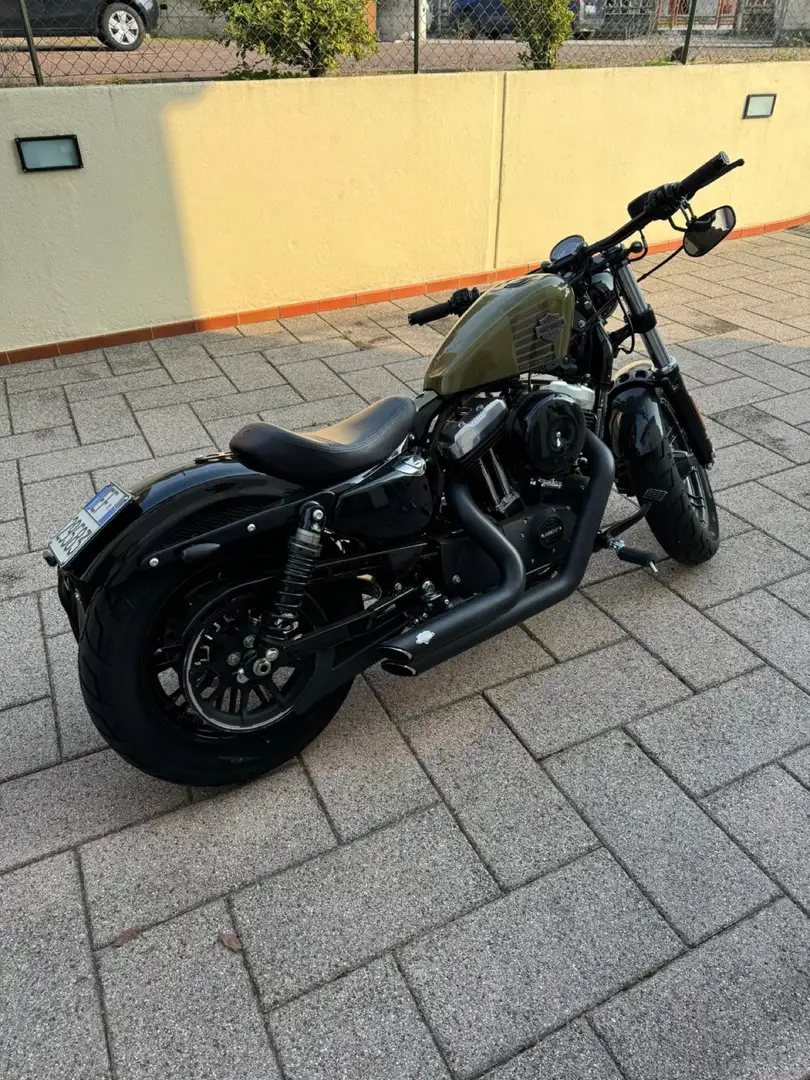 Harley-Davidson Sportster 1200 Groen - 2