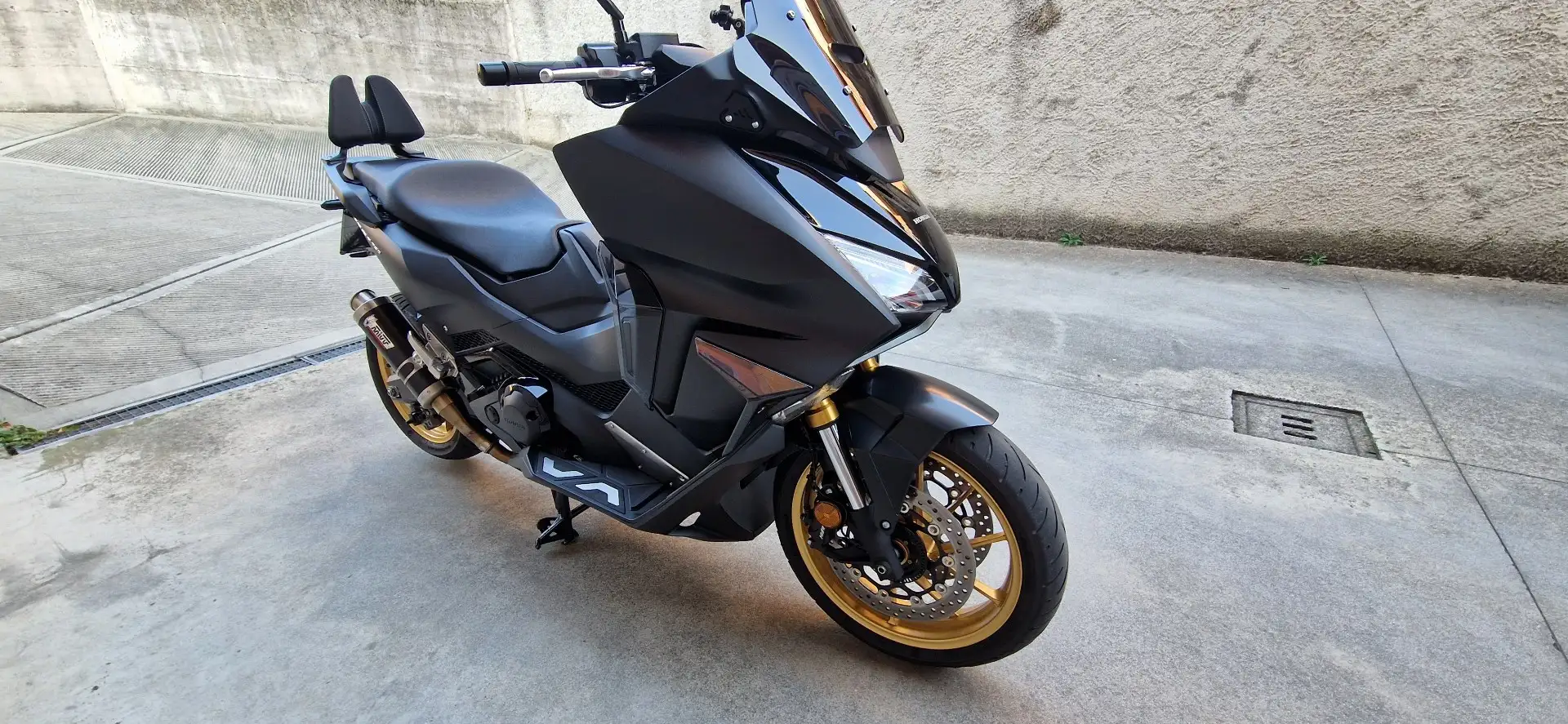 Honda Forza 750 Black edition Чёрный - 2