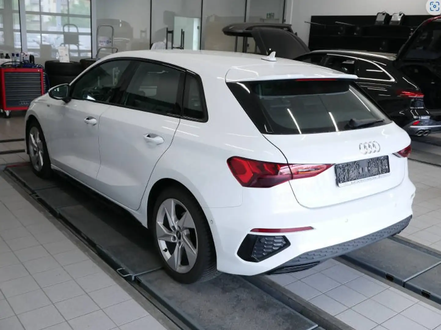 Audi A3 Sportback 35 TFSI S tronic S line ACC Navi DAB Bianco - 2