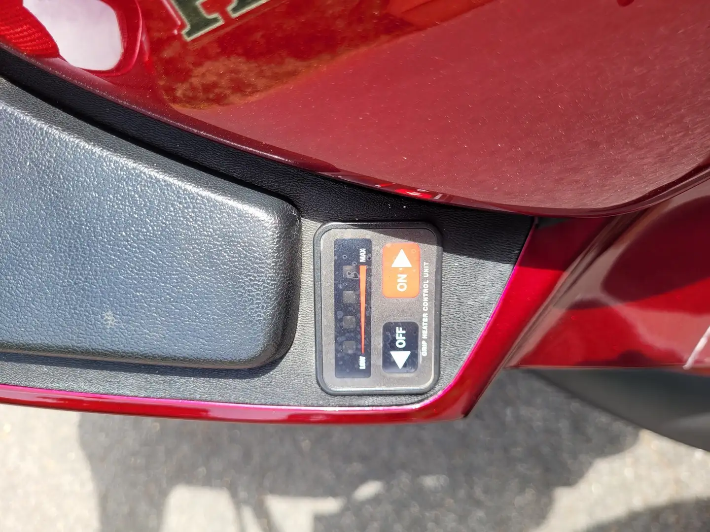 Honda Pan European ST1300 ABS Roşu - 1