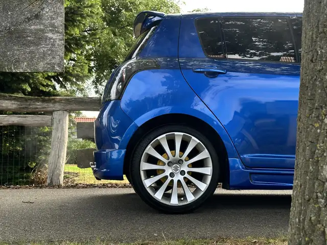 Suzuki Swift view 11