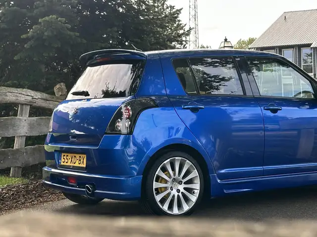 Suzuki Swift view 4