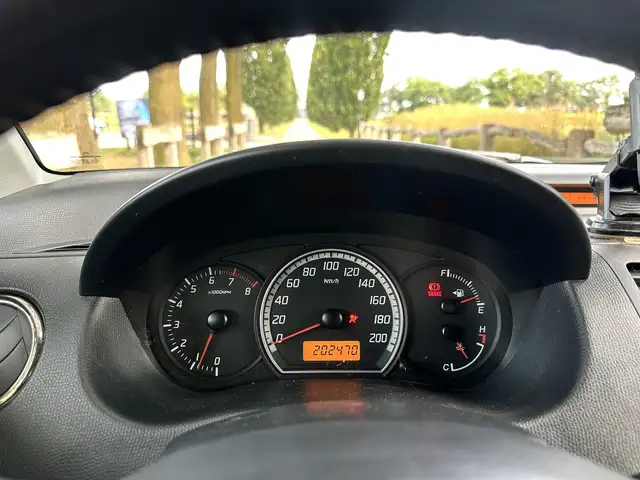 Suzuki Swift view 26
